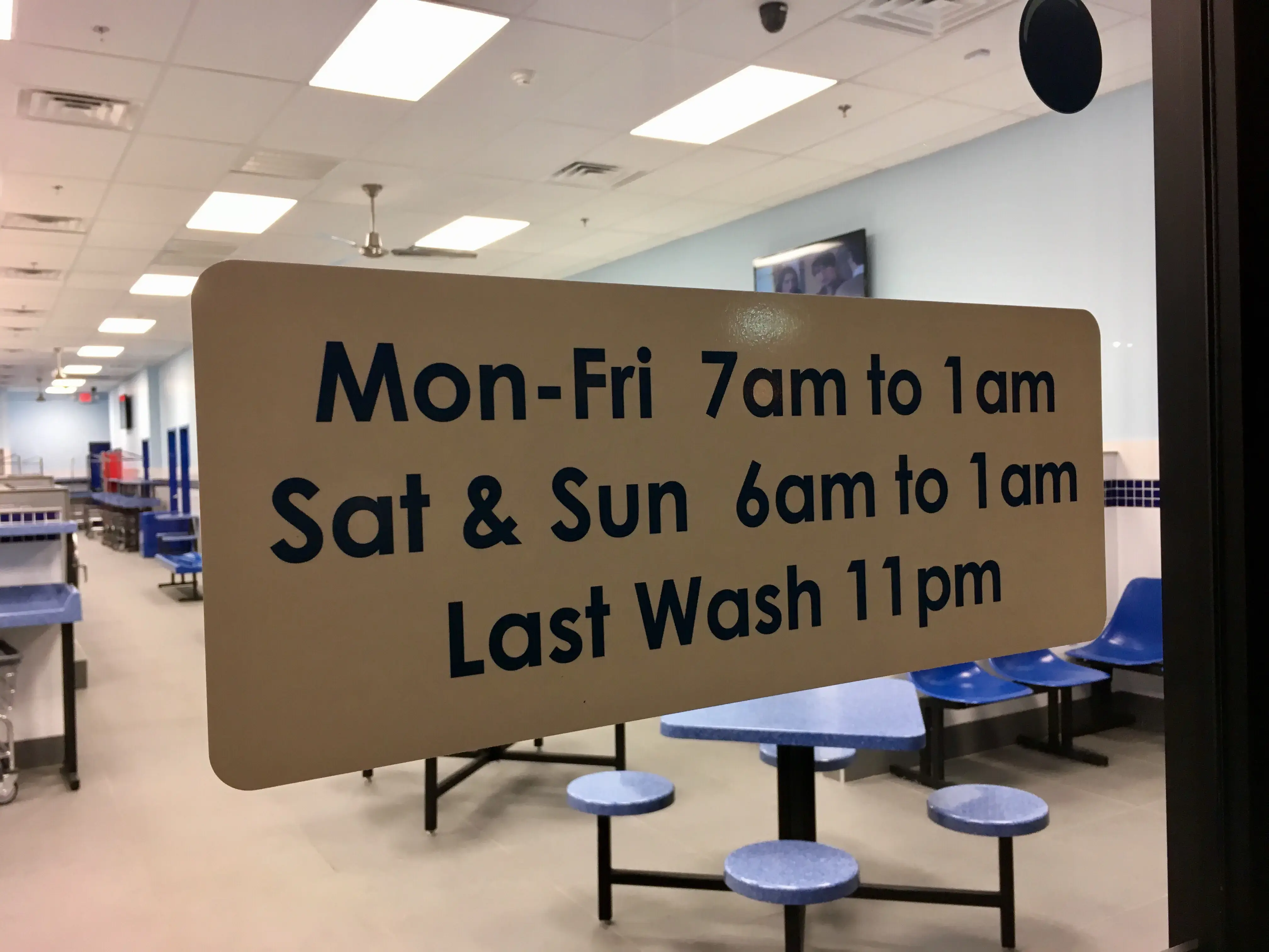 Laundry Warehouse Linden - Image 15