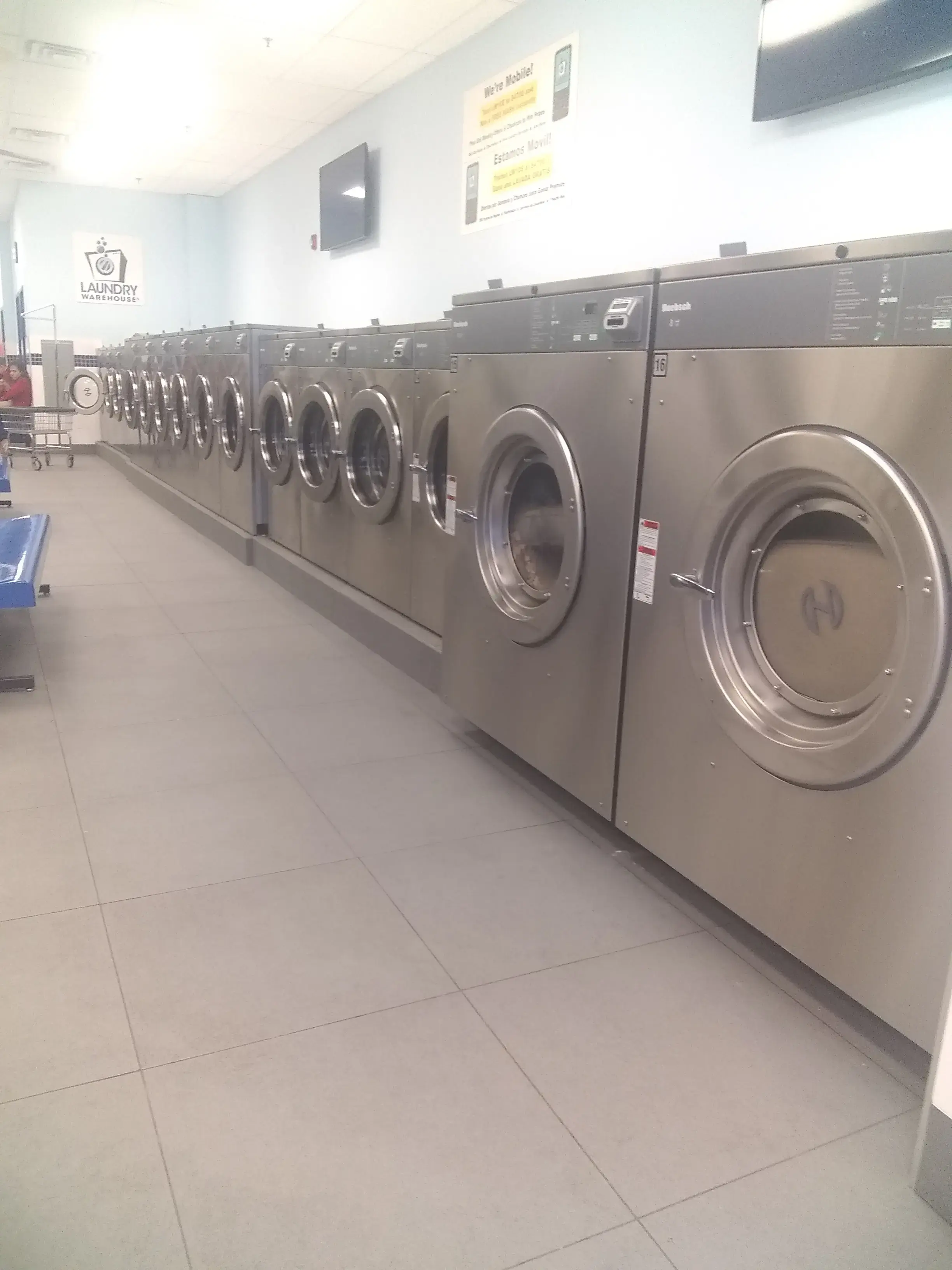 Laundry Warehouse Linden - Image 20