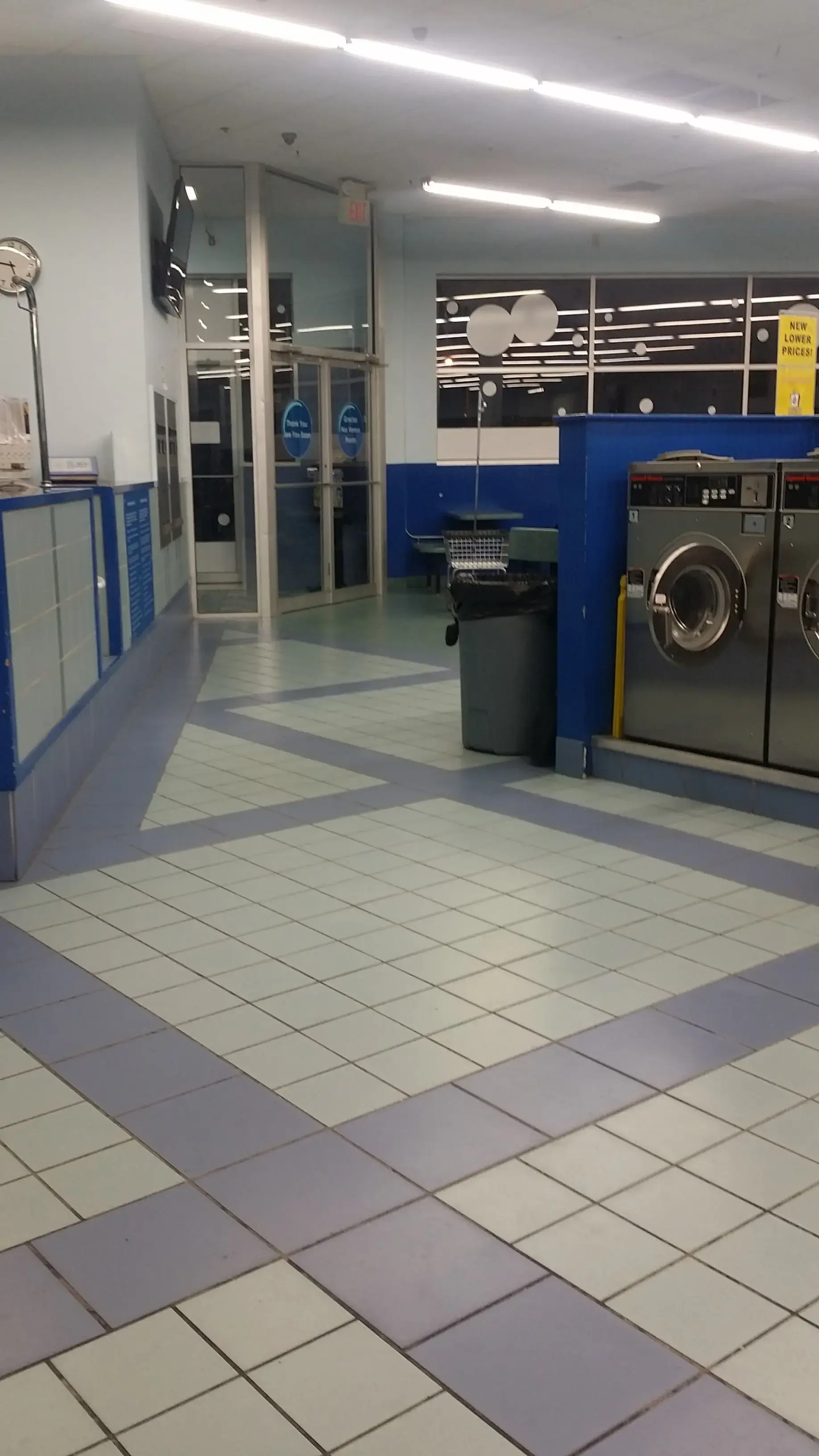 Laundry Warehouse Passaic - Image 8