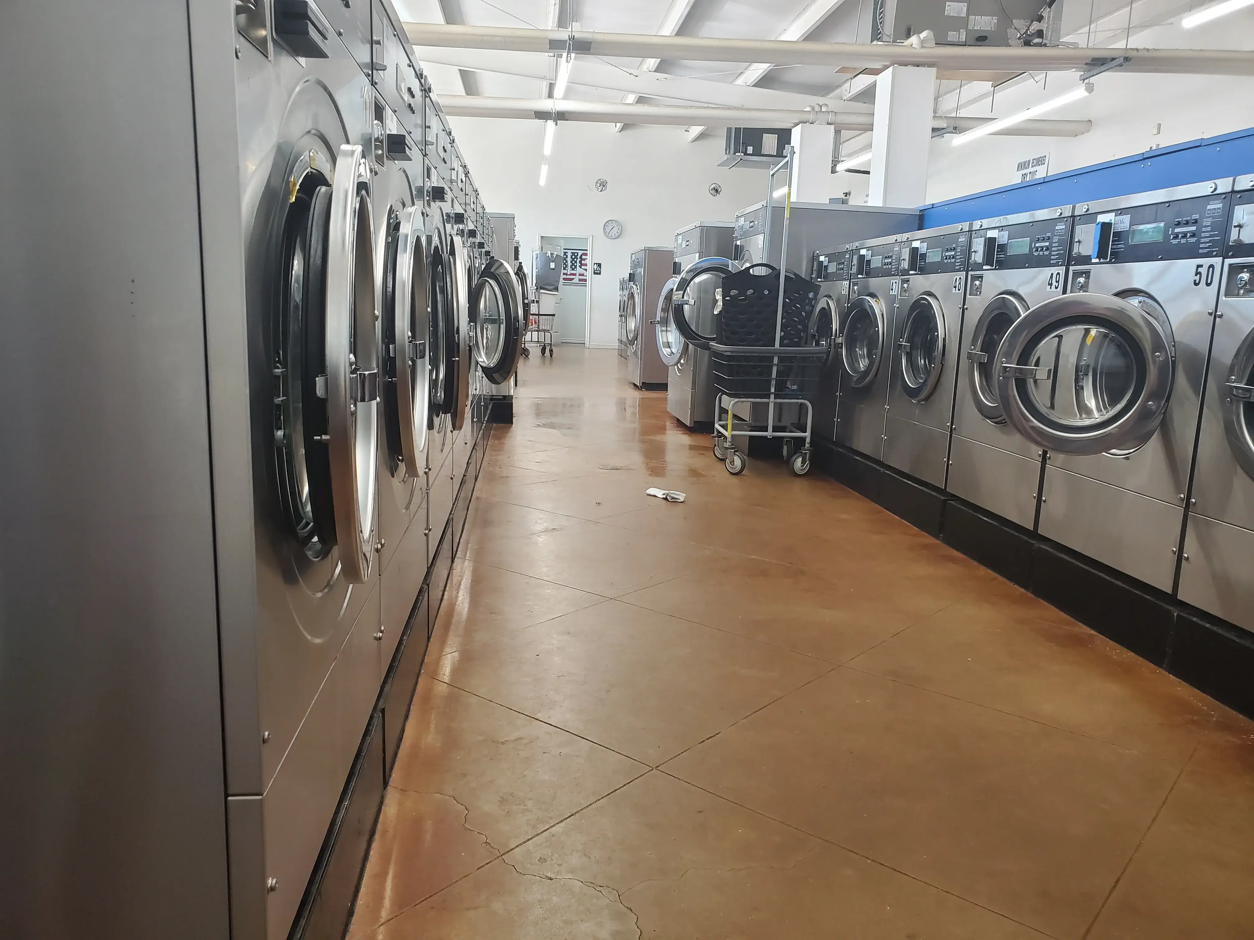 Laundry Wash USA Stan Schlueter - Image 2