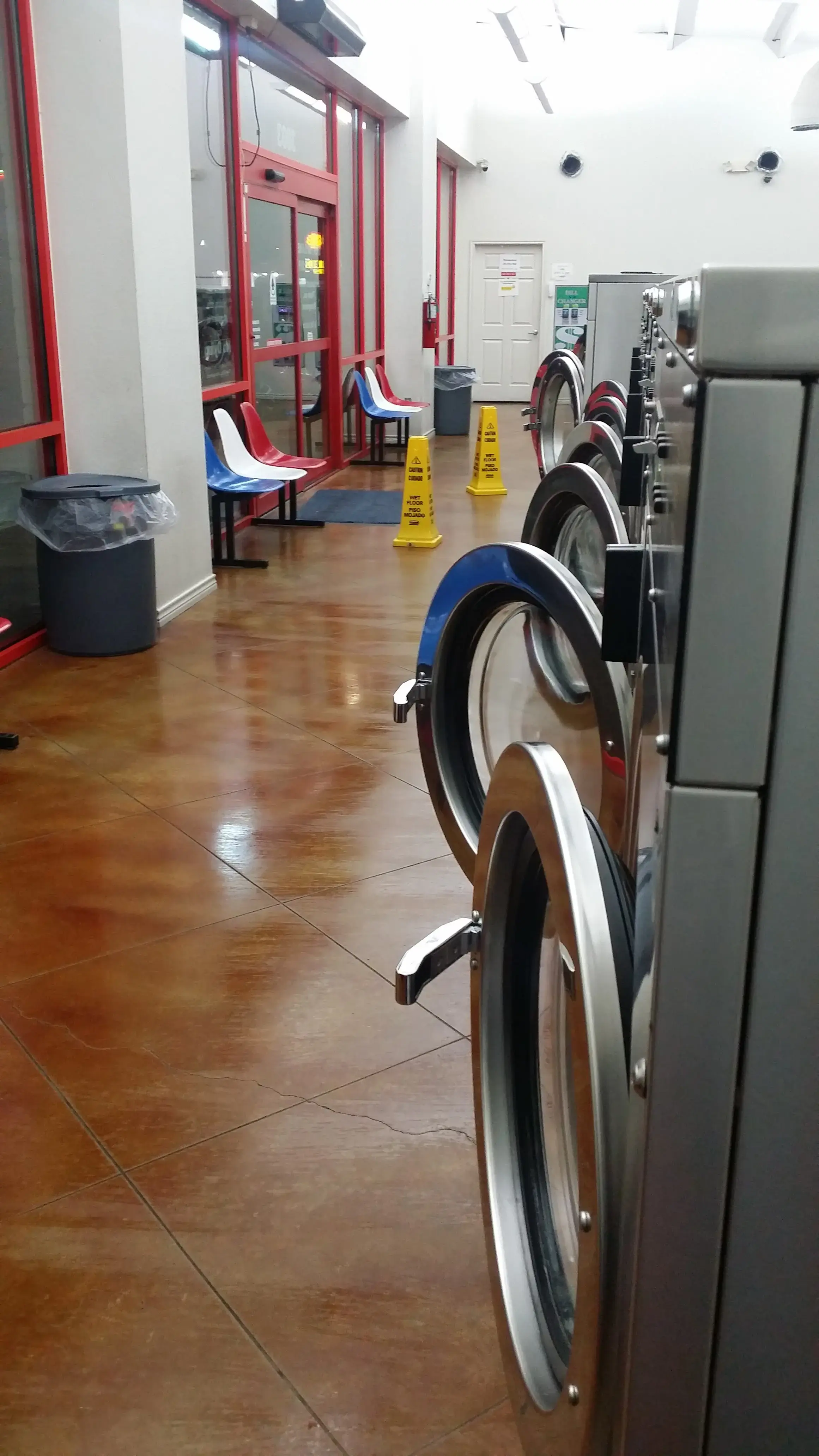 Laundry Wash USA Stan Schlueter thumbnail 16