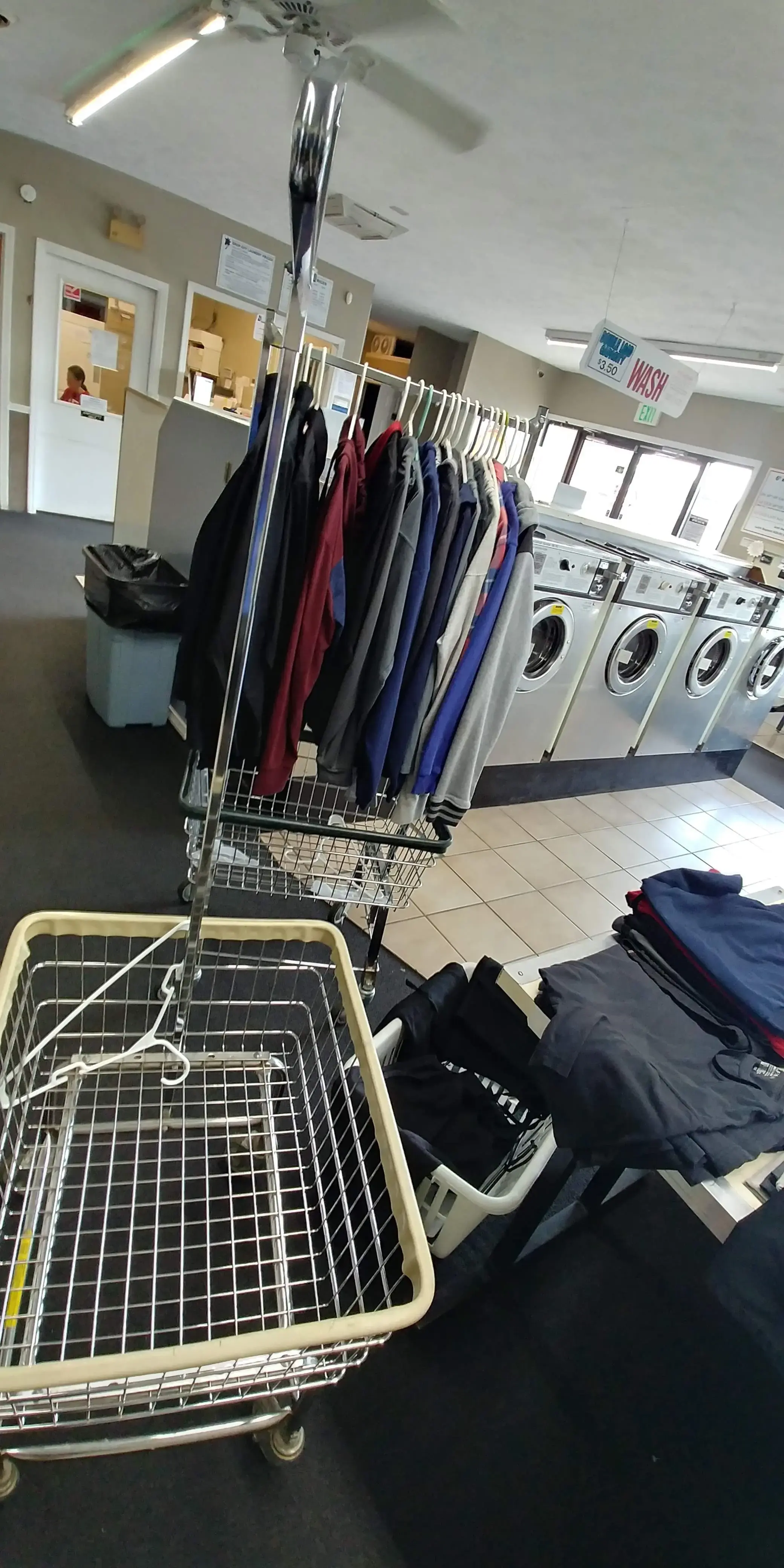 Laundry Works & Ultra Tanning - Image 10