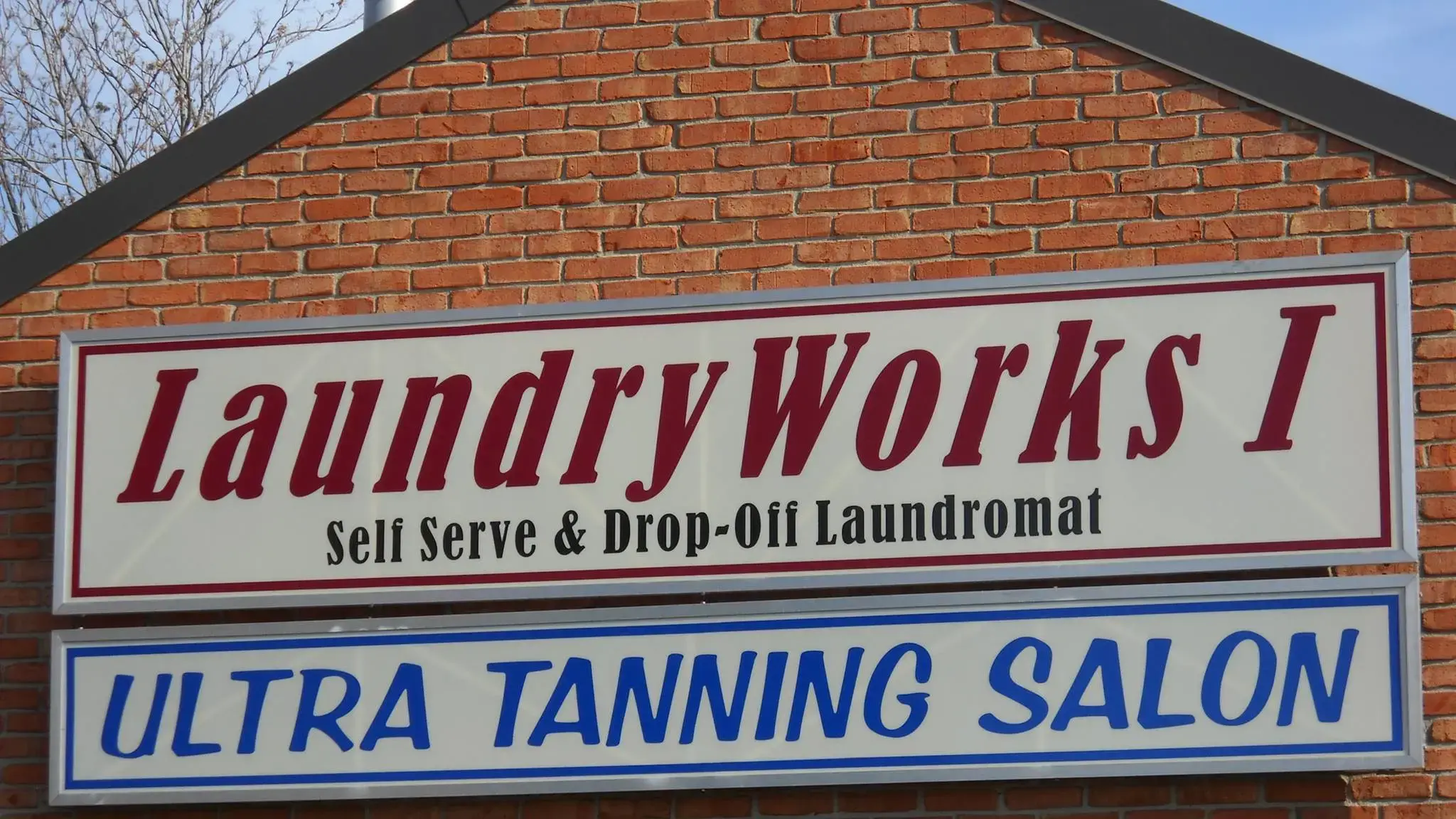 Laundry Works & Ultra Tanning thumbnail 8