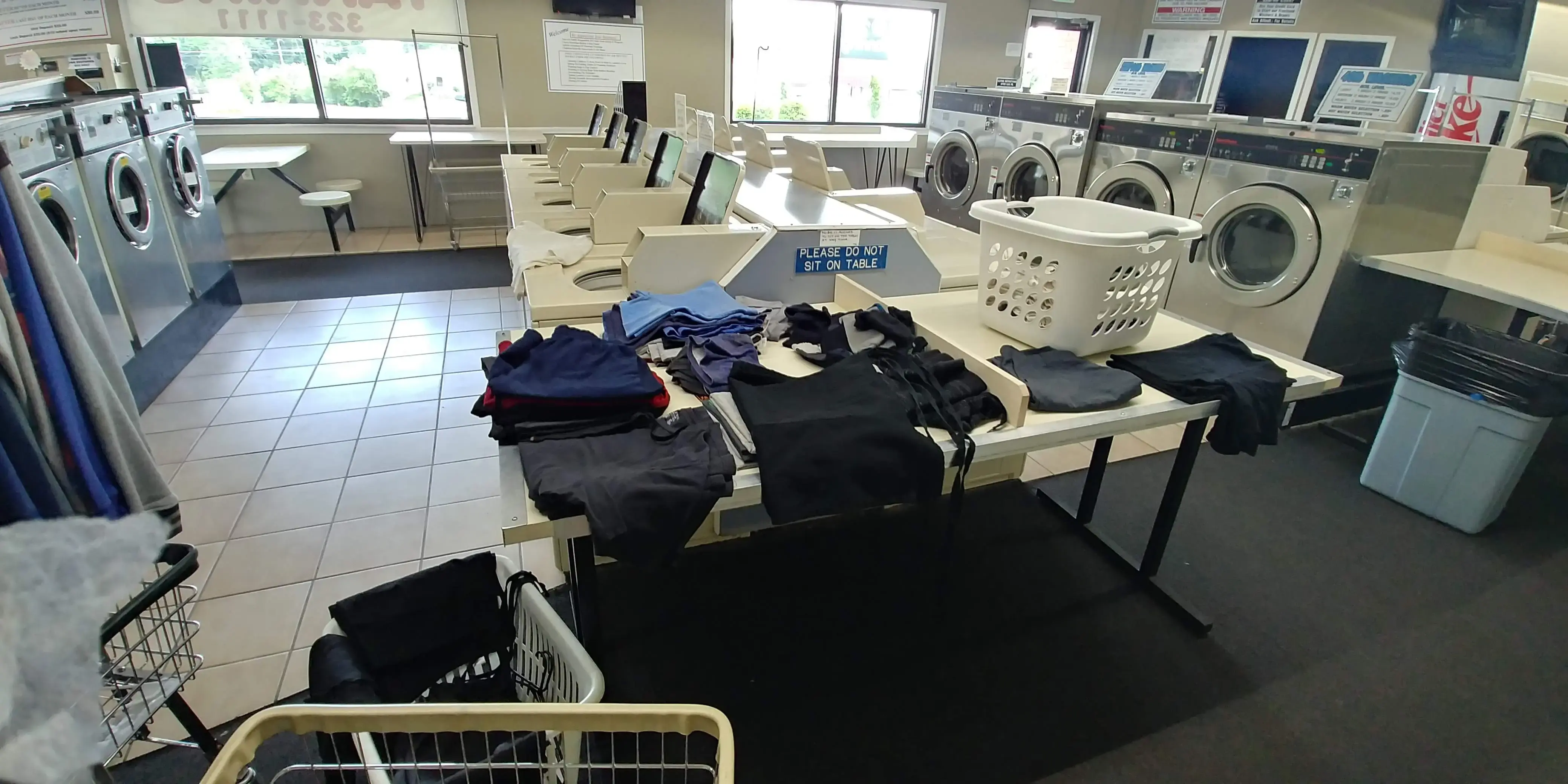 Laundry Works & Ultra Tanning - Image 12