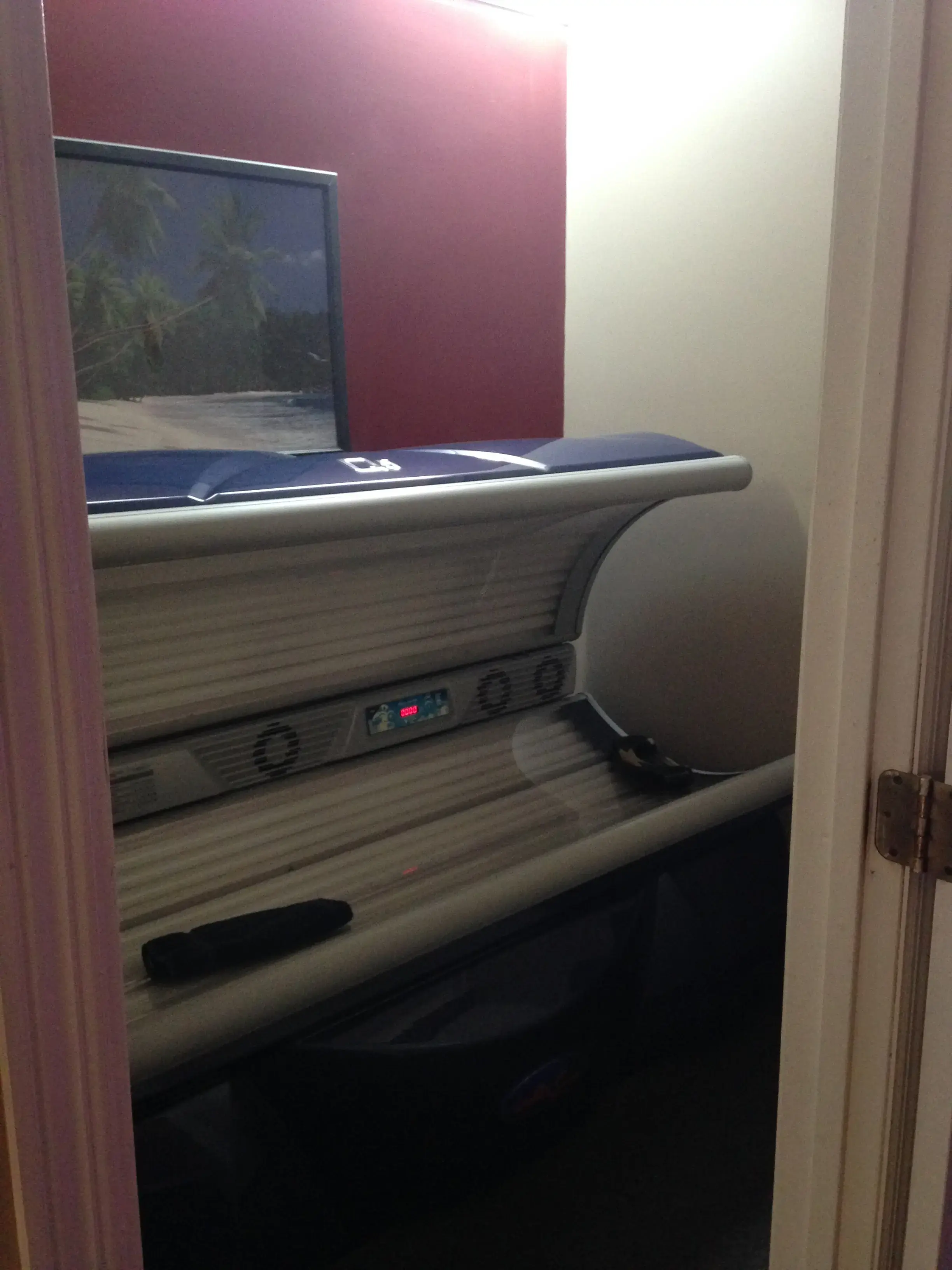 Laundry Works & Ultra Tanning - Image 18