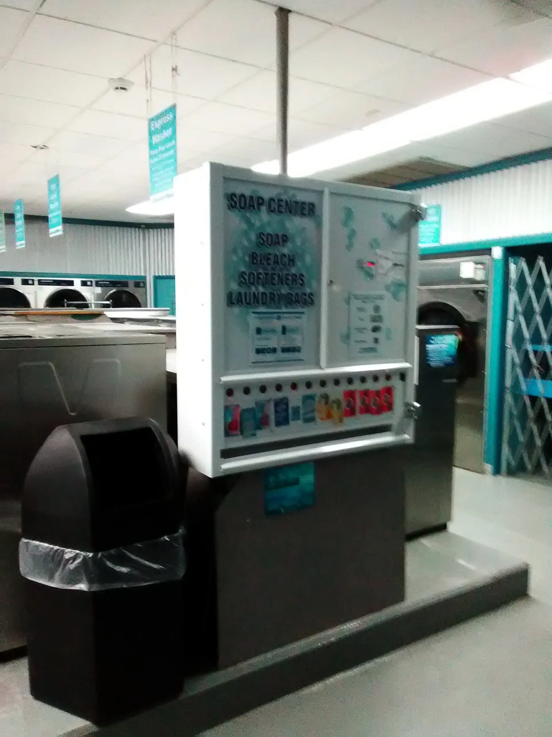 Laundry World - Common St thumbnail 17