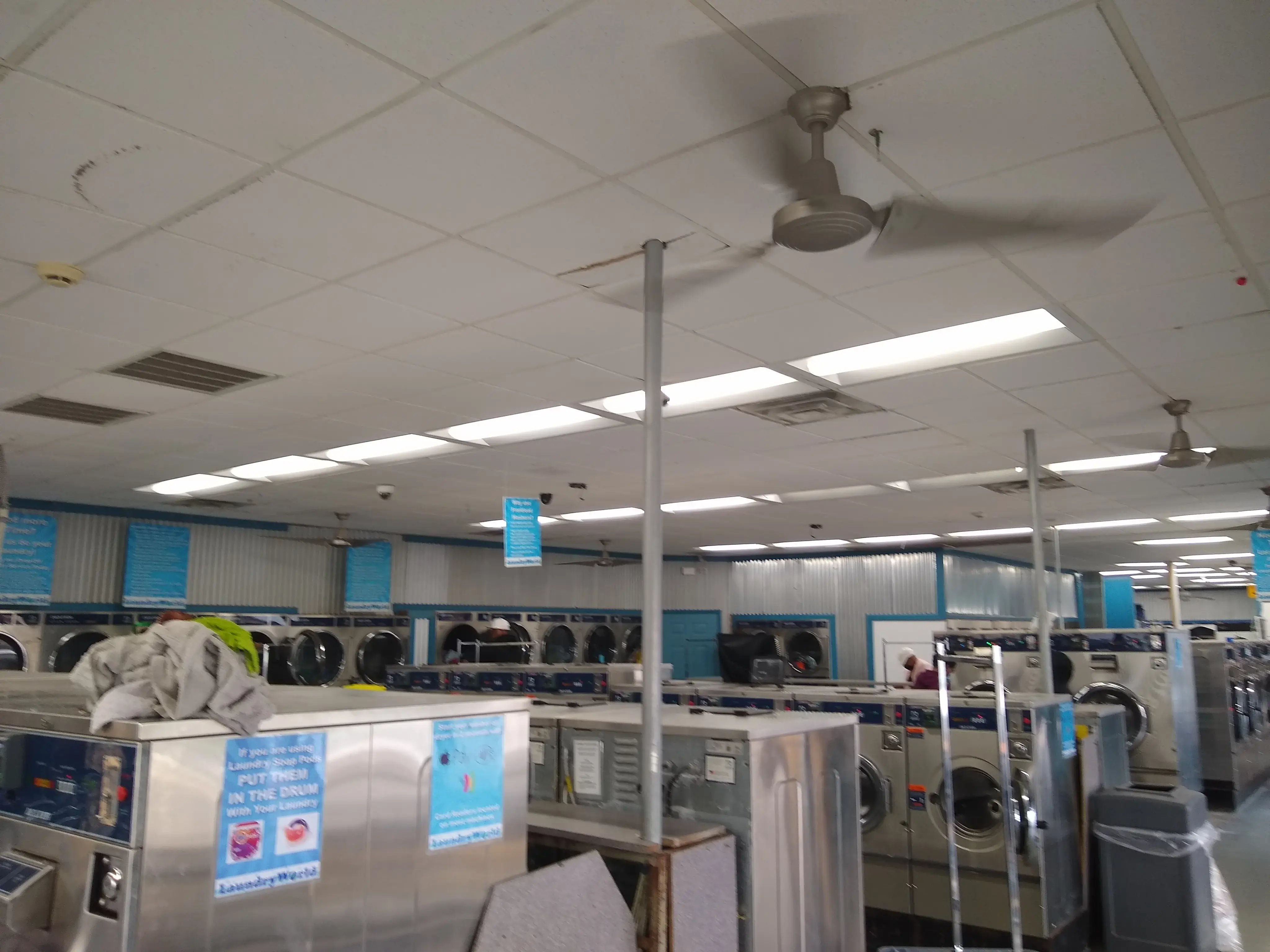 Laundry World - Common St thumbnail 10