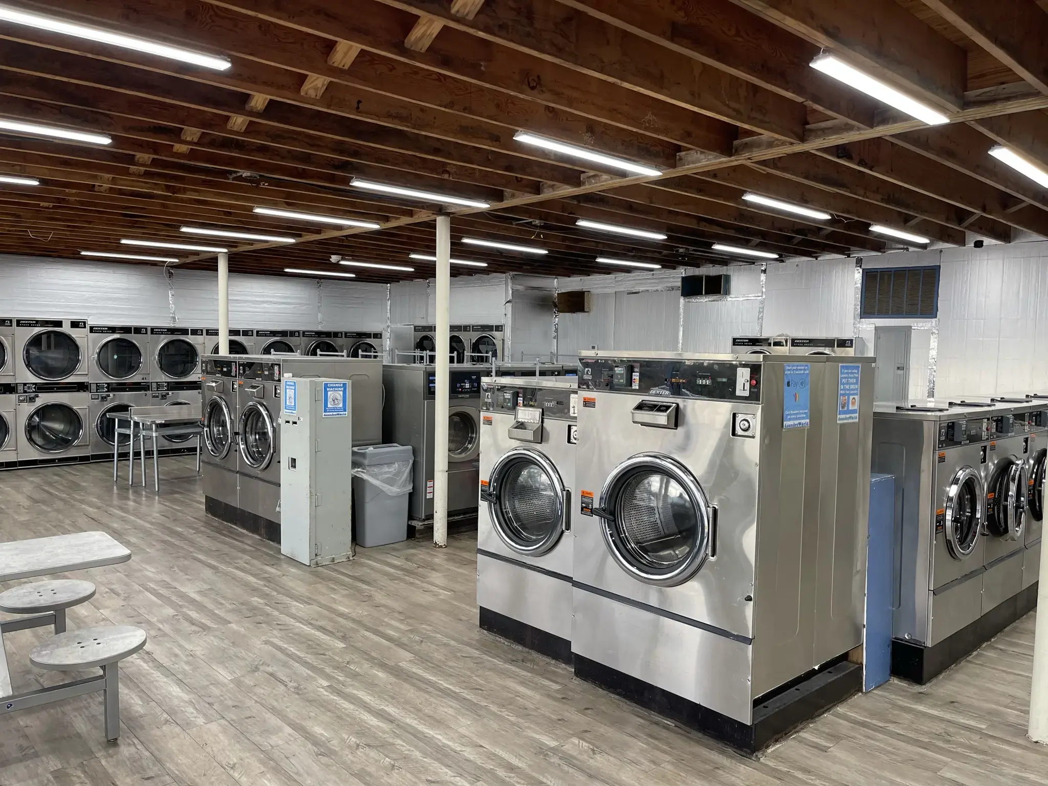 Laundry World - Lake St thumbnail 1