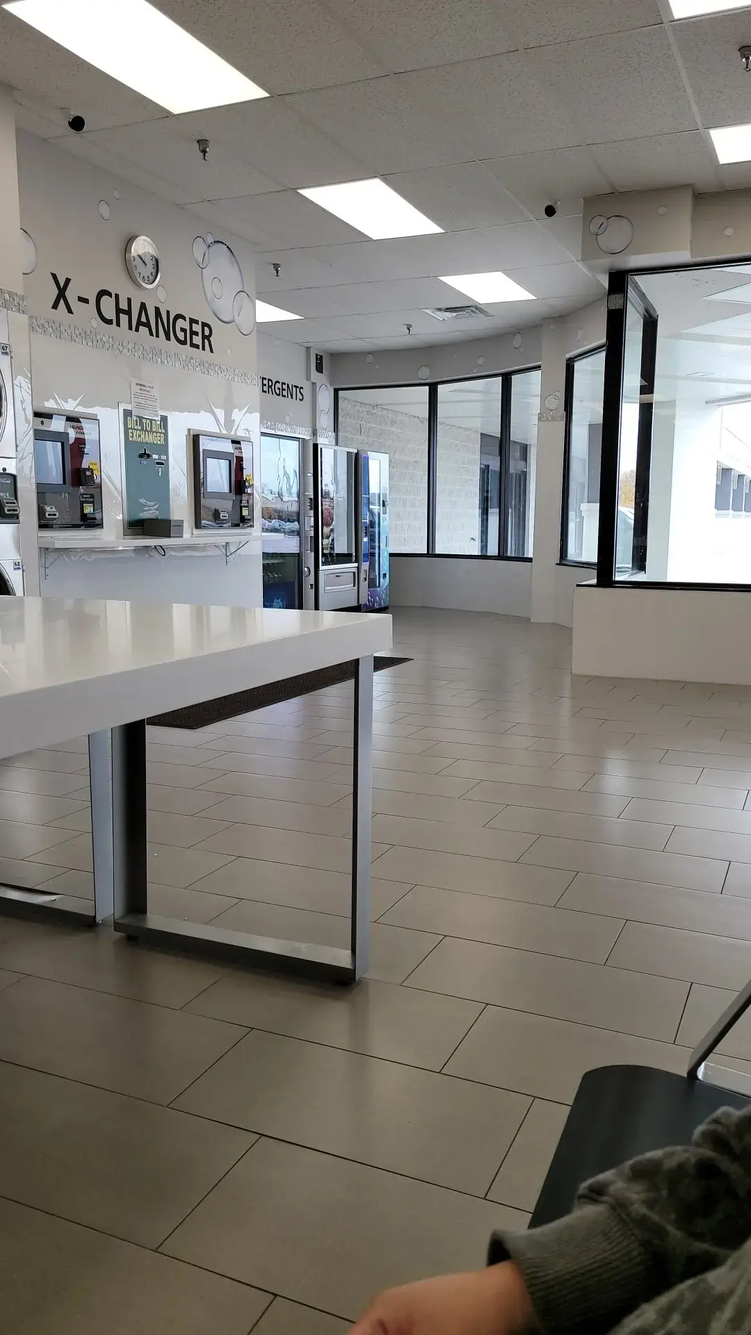 Laundry World - Image 6