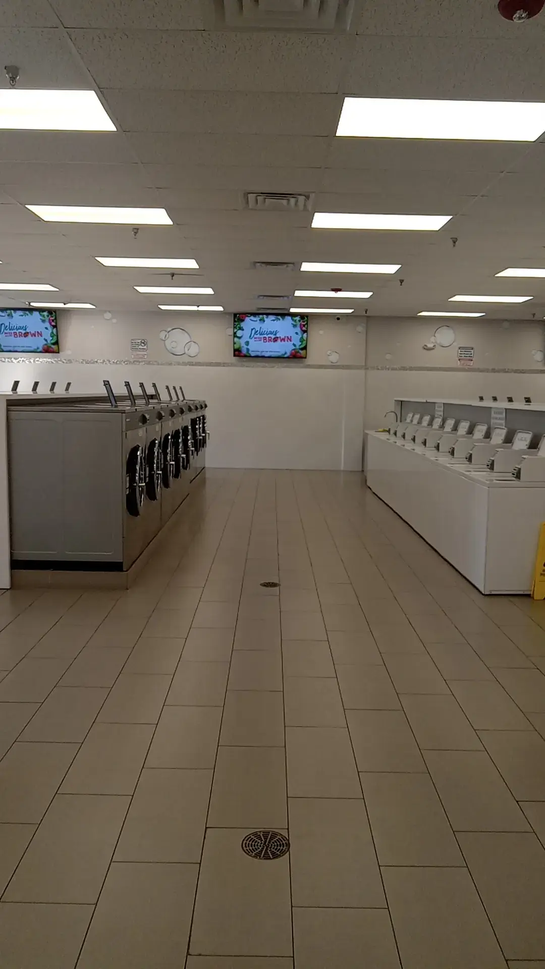 Laundry World - Image 12