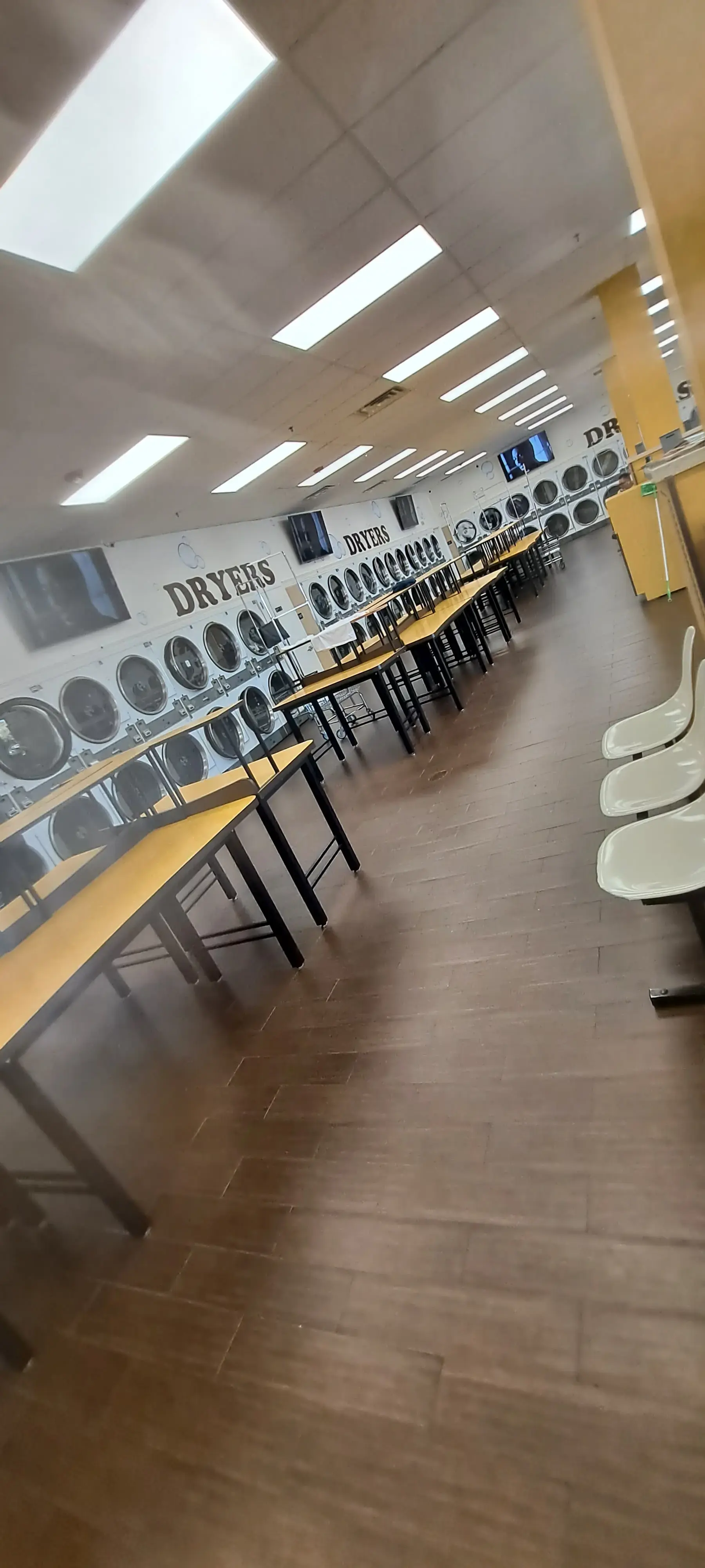 Laundry World - Image 16