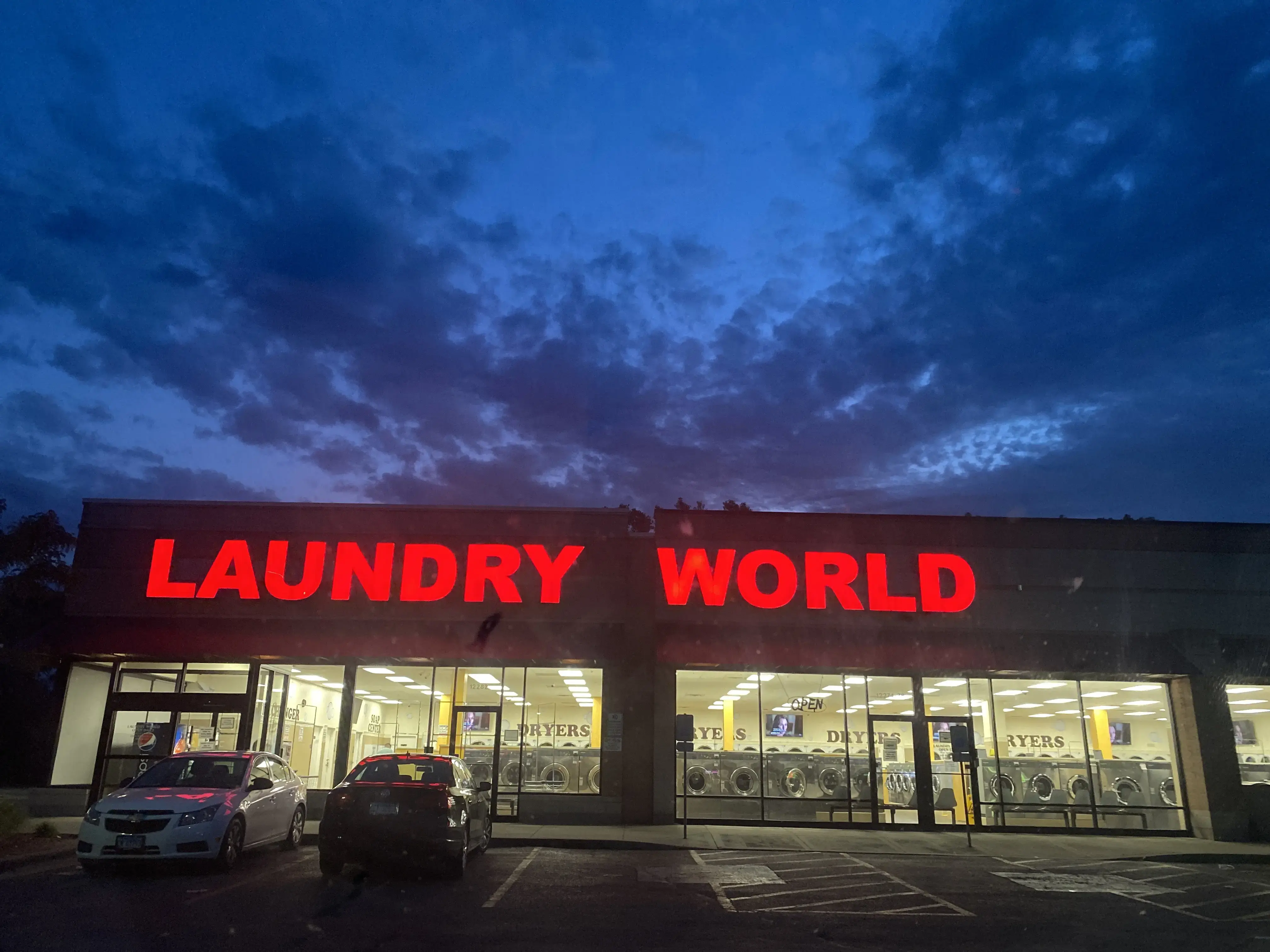 Laundry World - Image 3