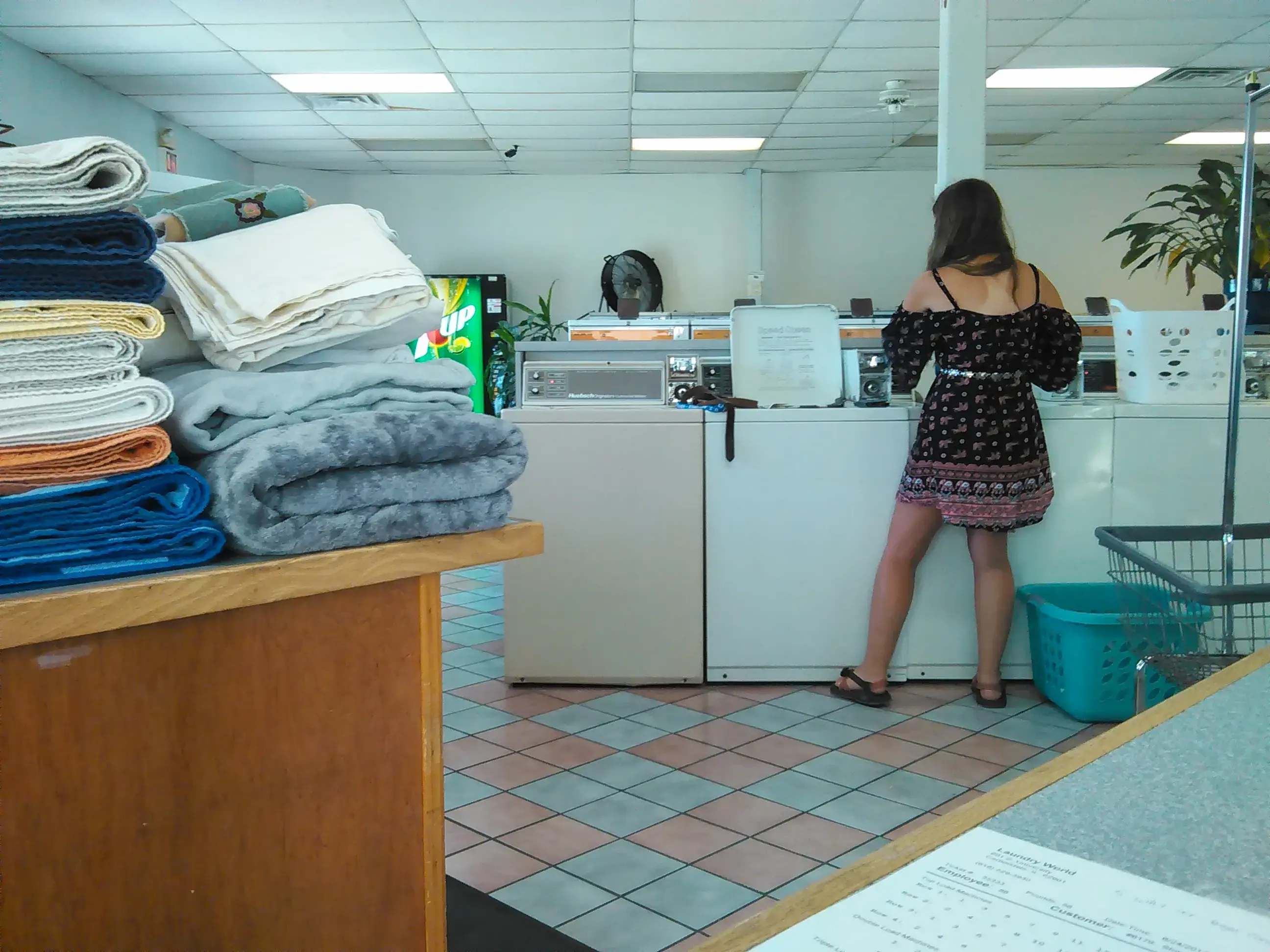 Laundry World thumbnail 5
