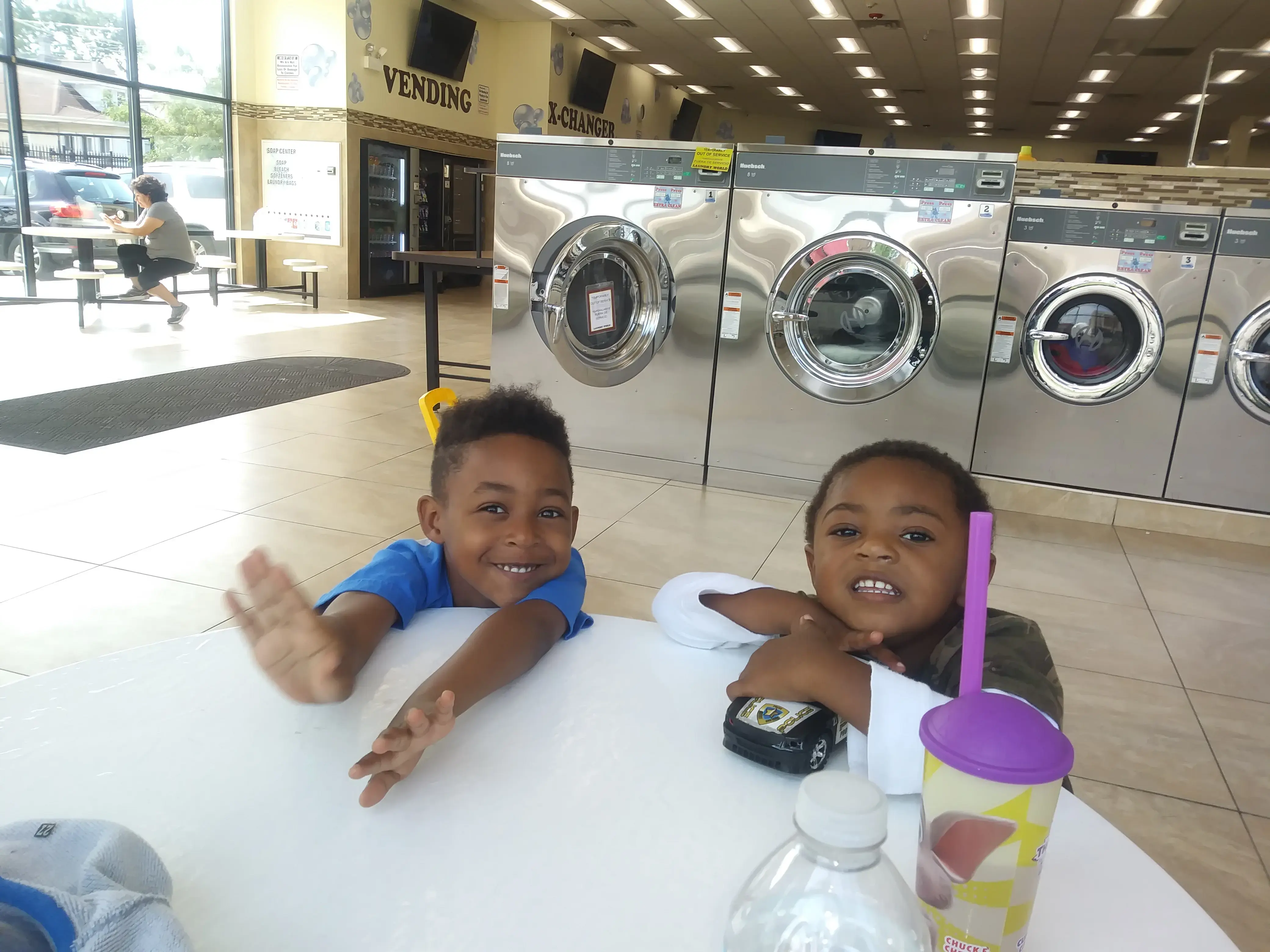 Laundry world thumbnail 16