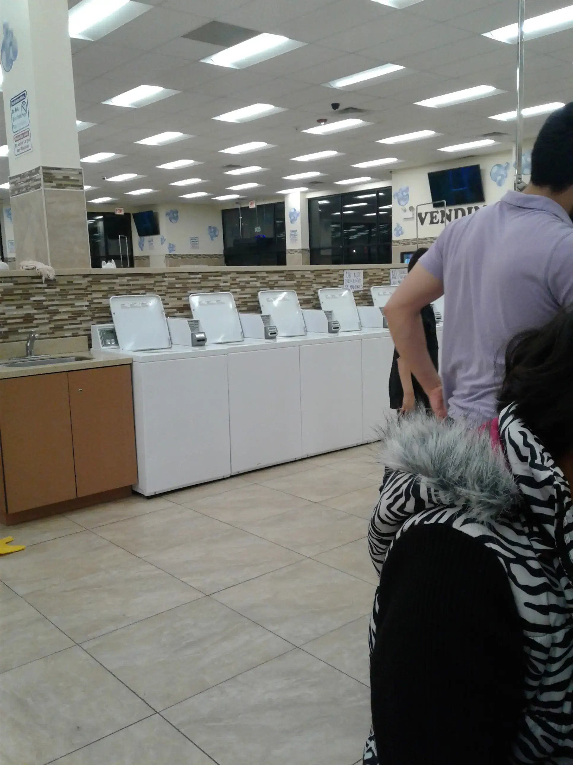 Laundry world - Image 5