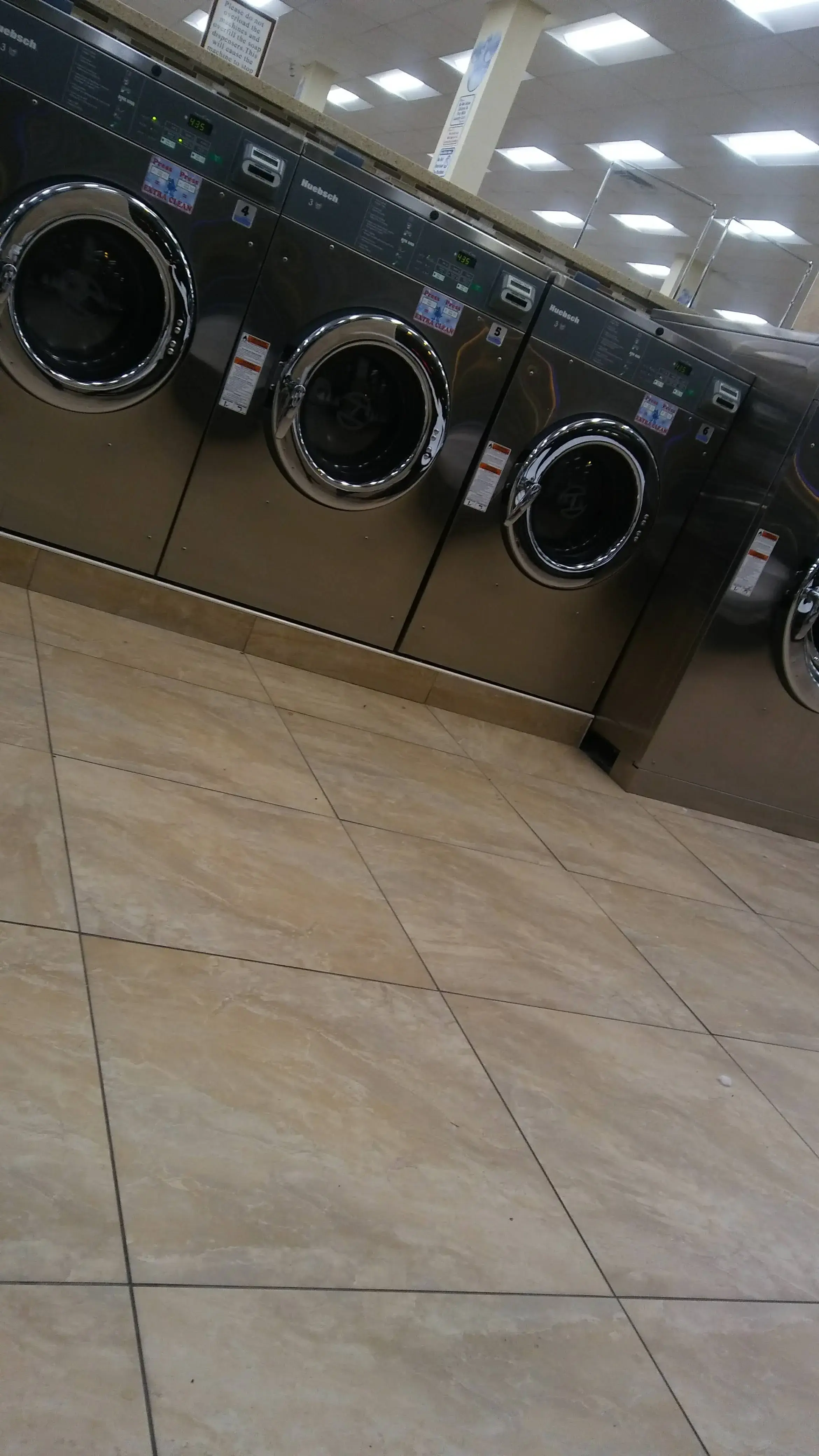 Laundry world - Image 20
