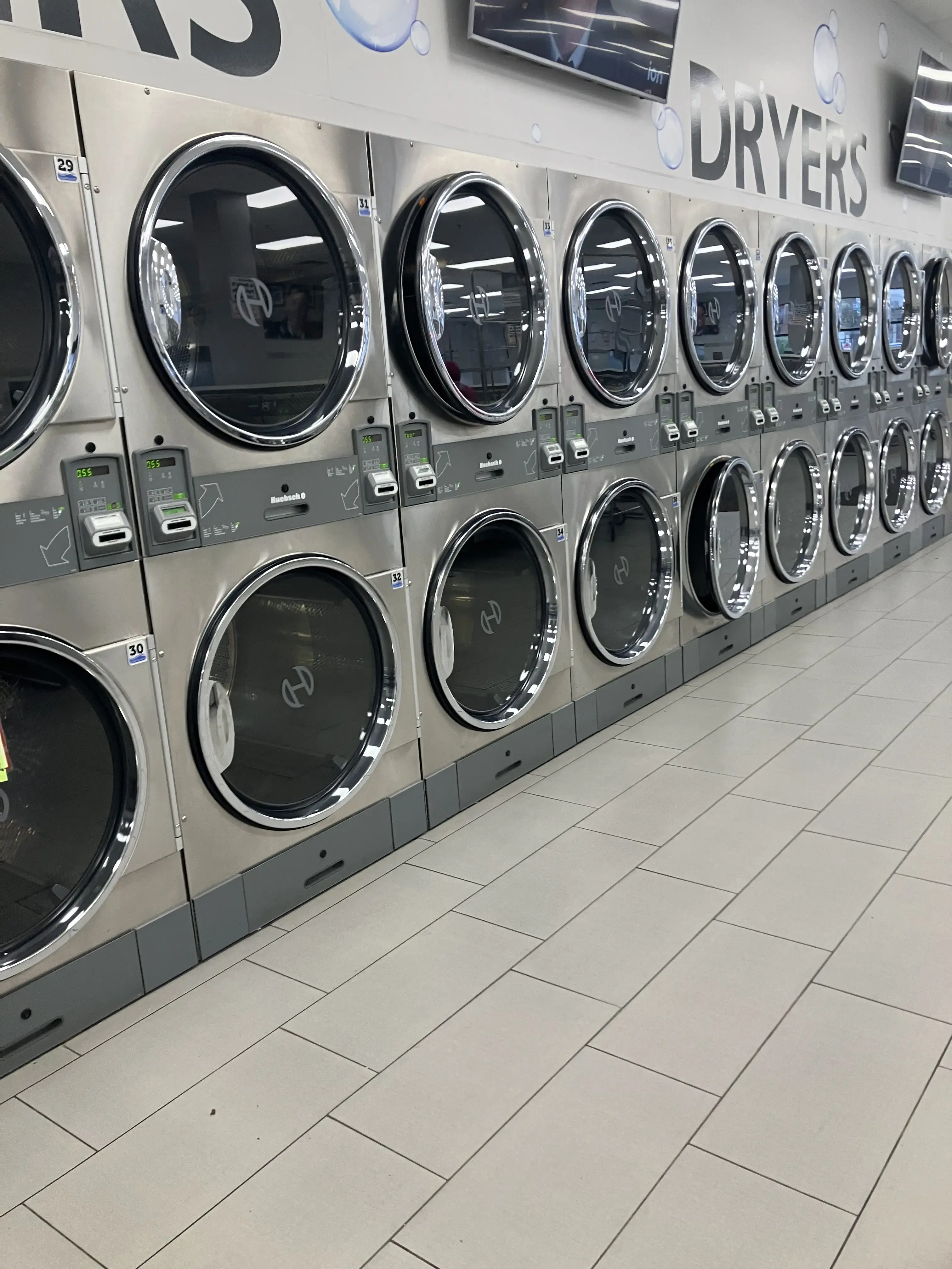 Laundry World thumbnail 2
