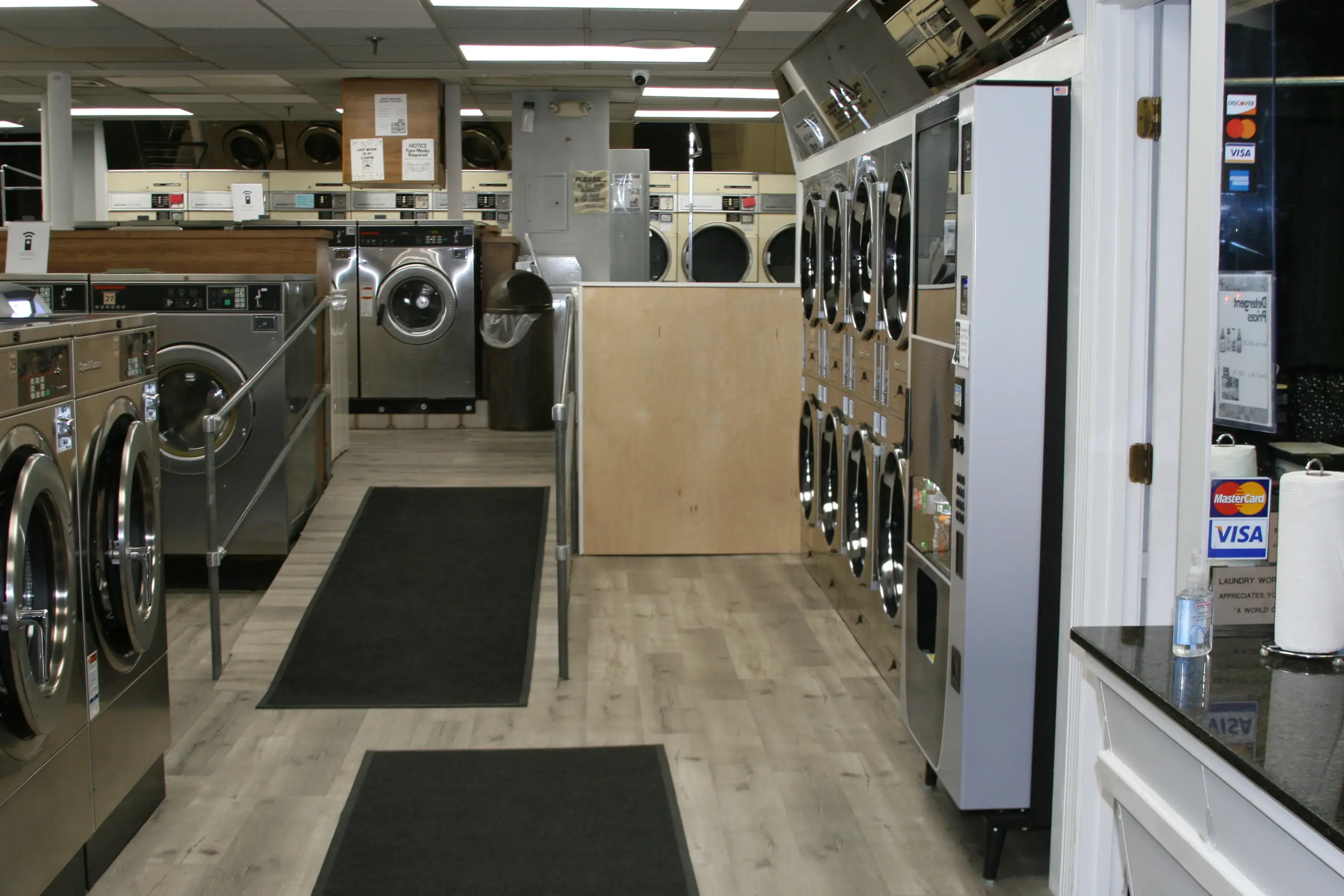 Laundry World Cleaners thumbnail 13