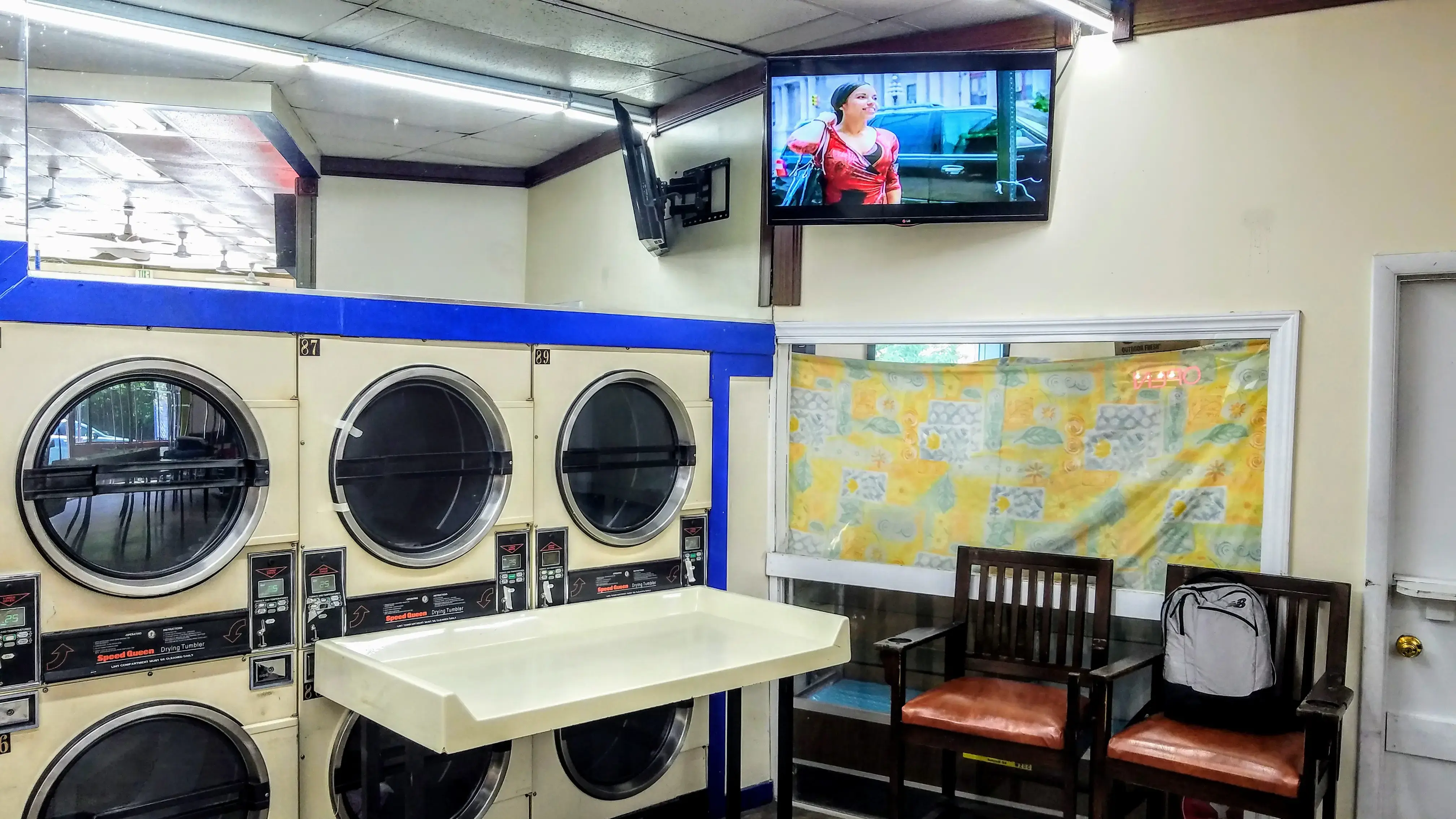 Laundry World - Image 7