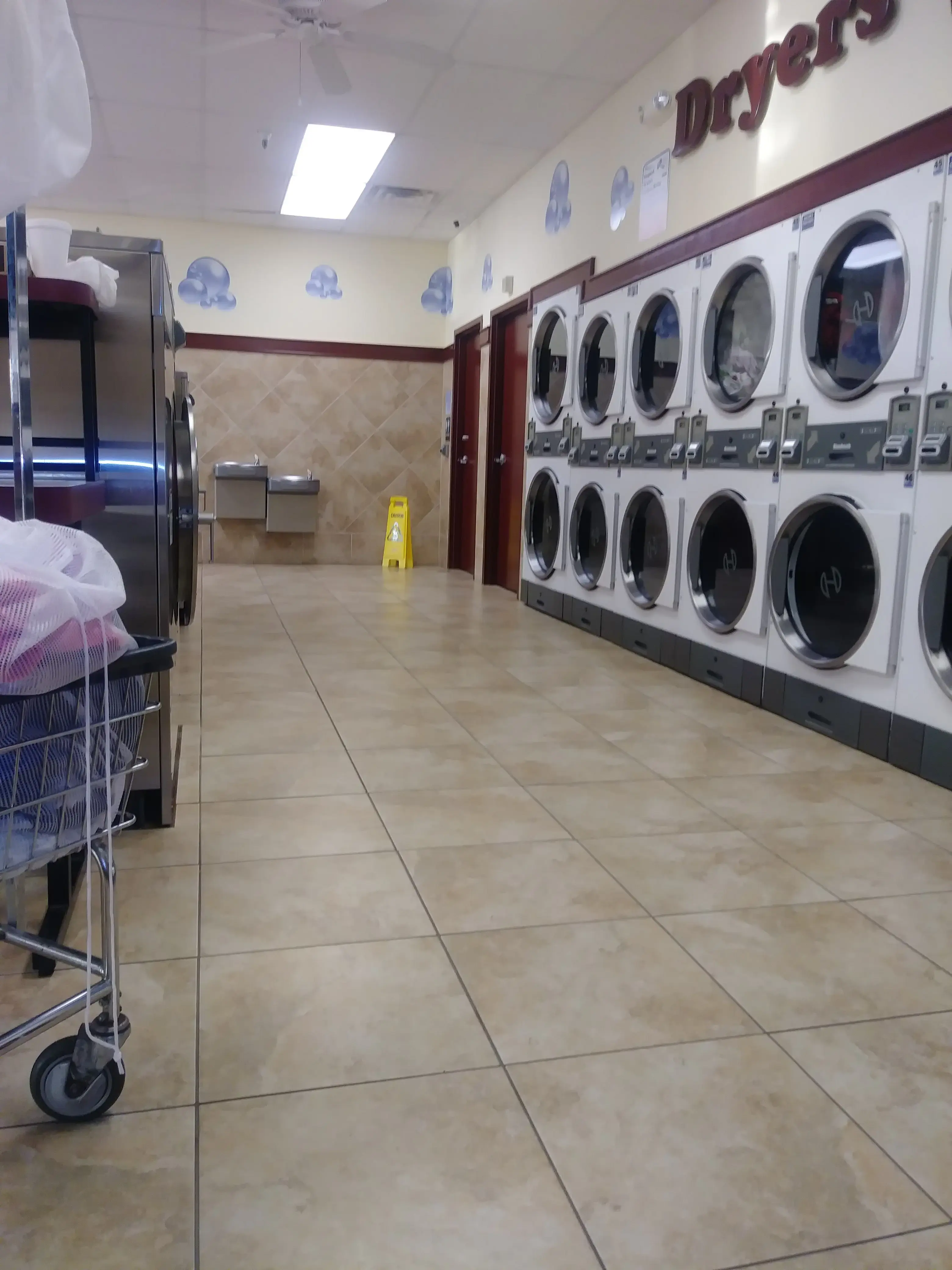 Laundry World - Image 16