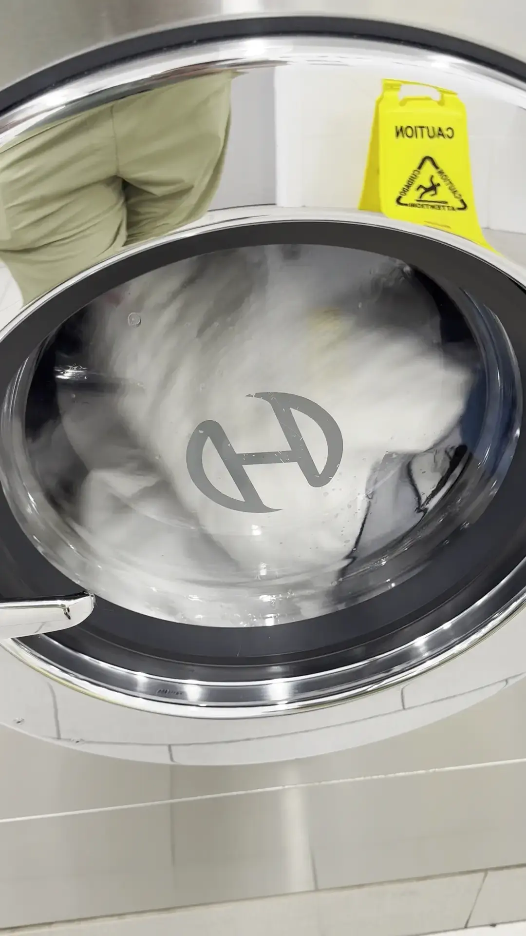 Laundry World - Image 15