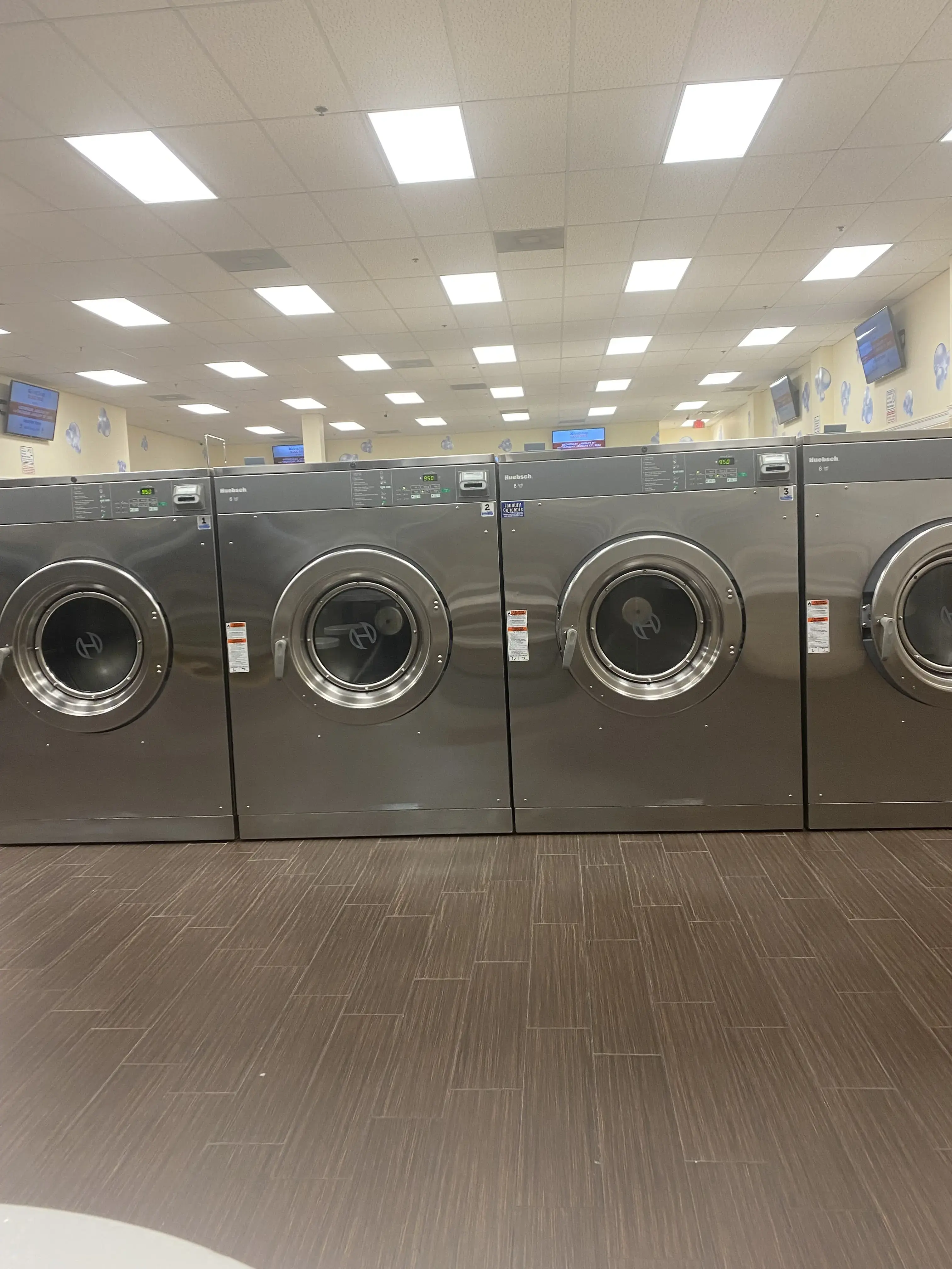 Laundry World thumbnail 2