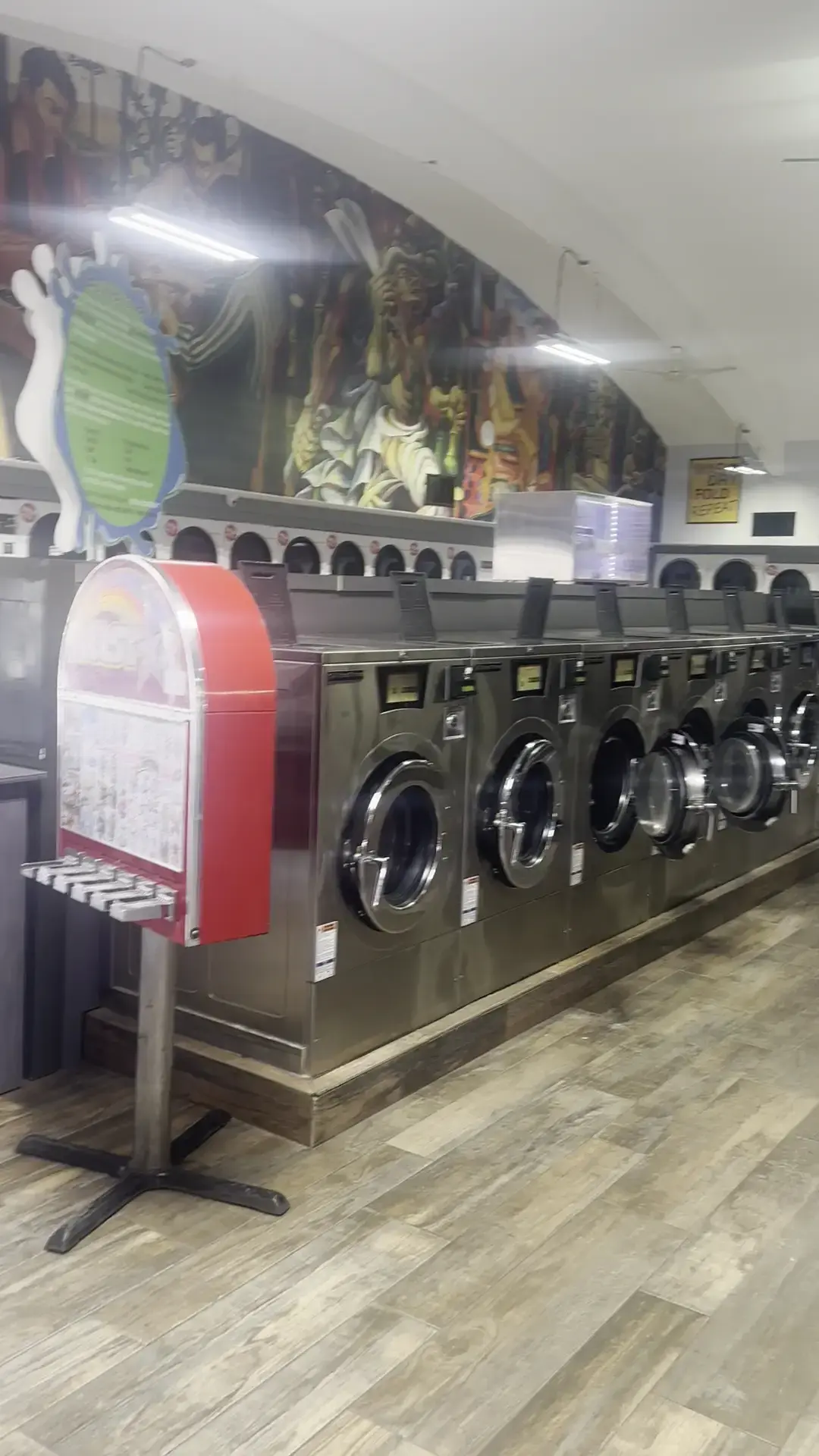 Laundry World - Image 7