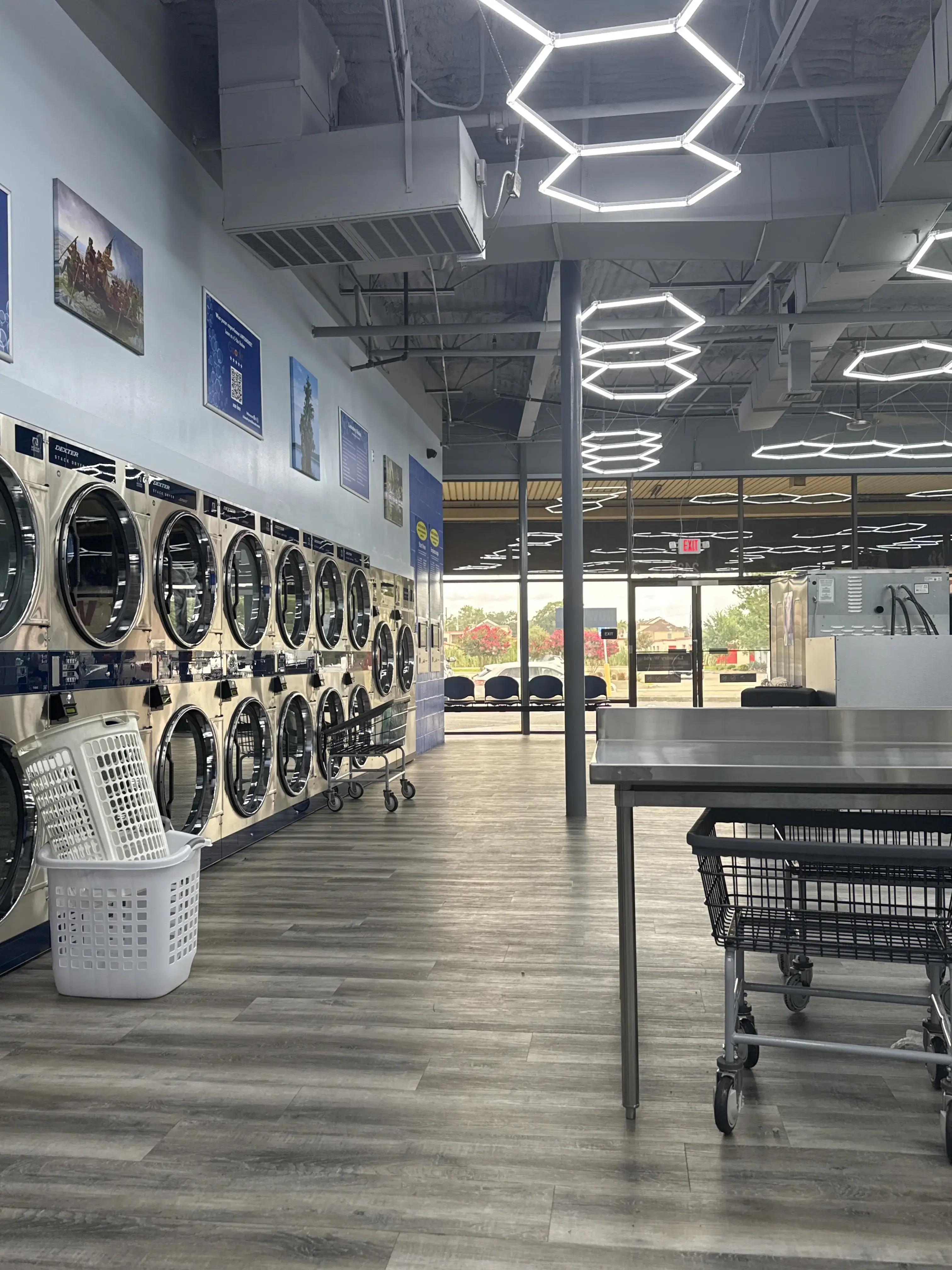 Laundry World Laundromats- Congress St thumbnail 15