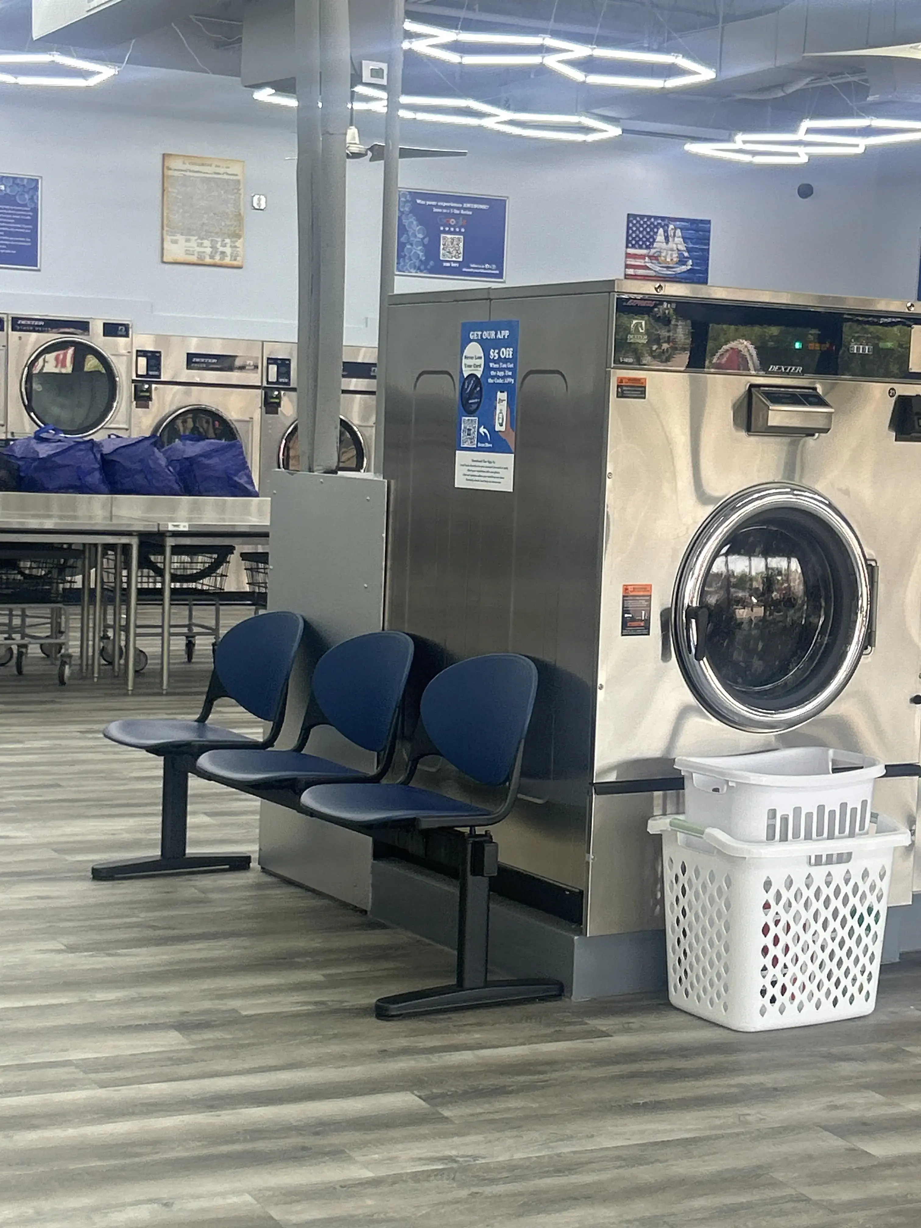 Laundry World Laundromats- Congress St thumbnail 12