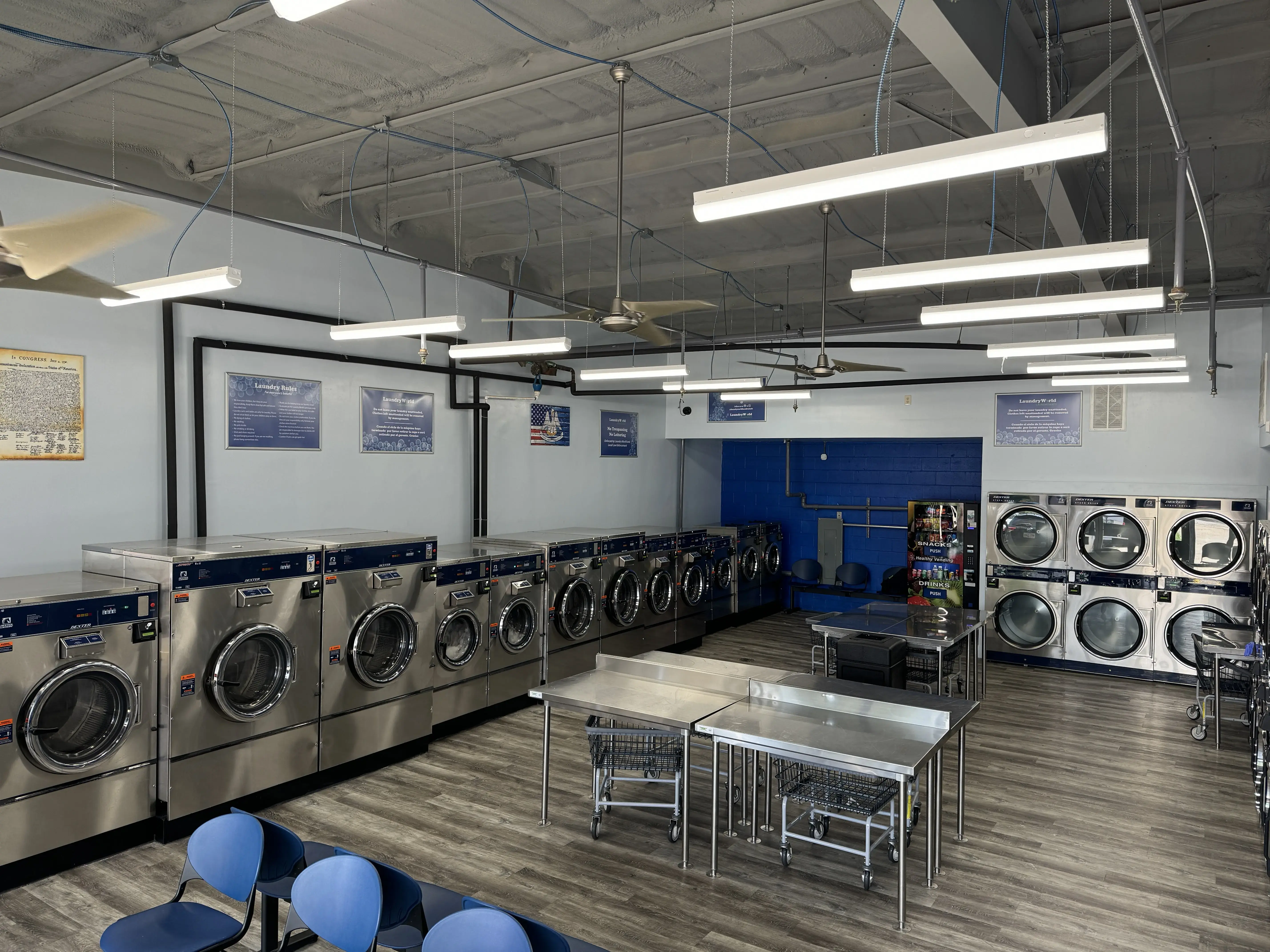 Laundry World Laundromats- Wabash thumbnail 9