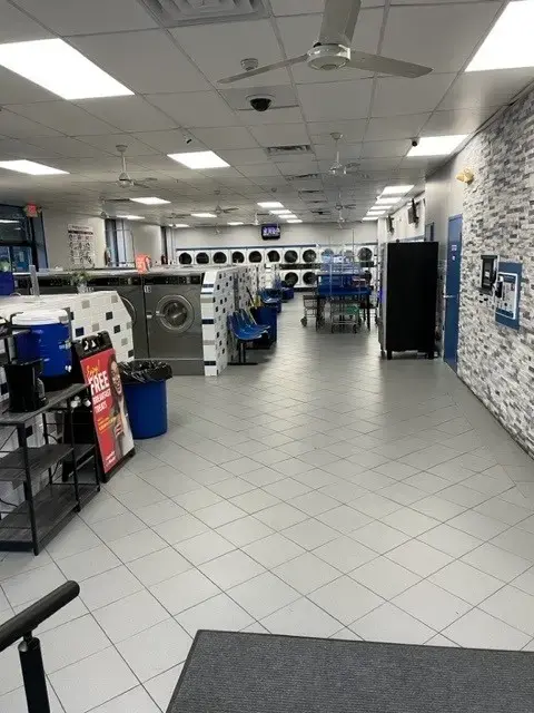 Laundry World thumbnail 5