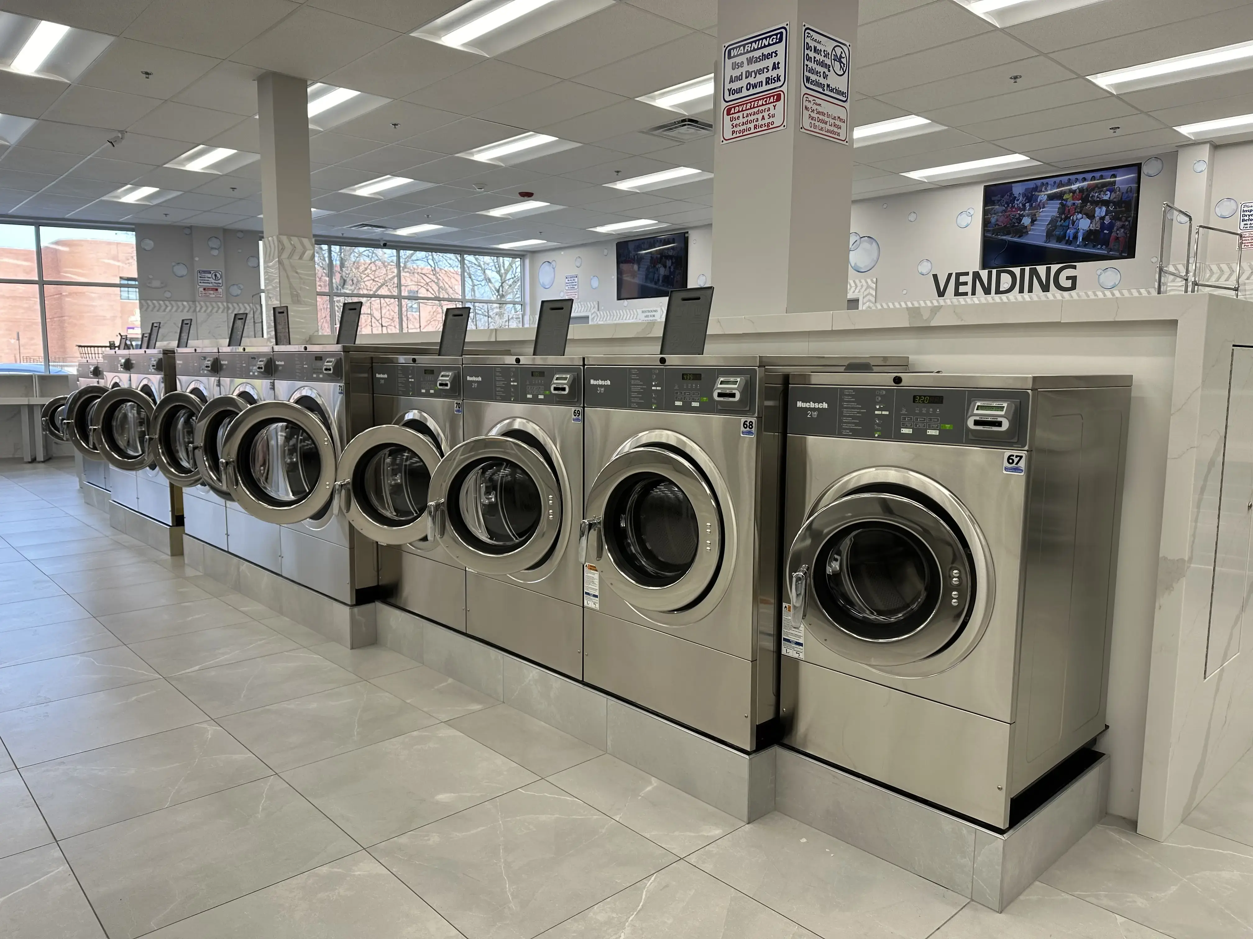 Laundry World - Image 16
