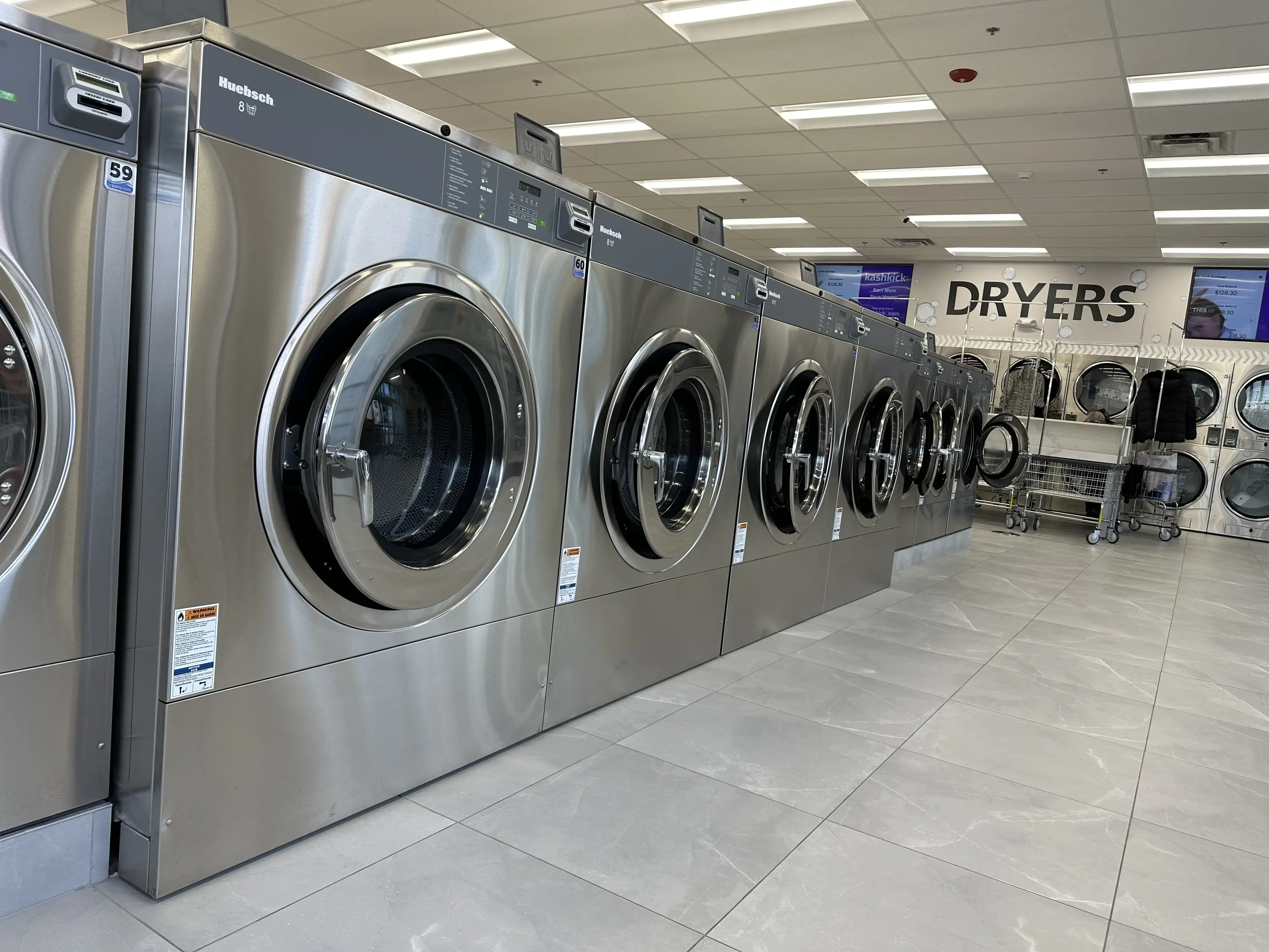 Laundry World - Image 2