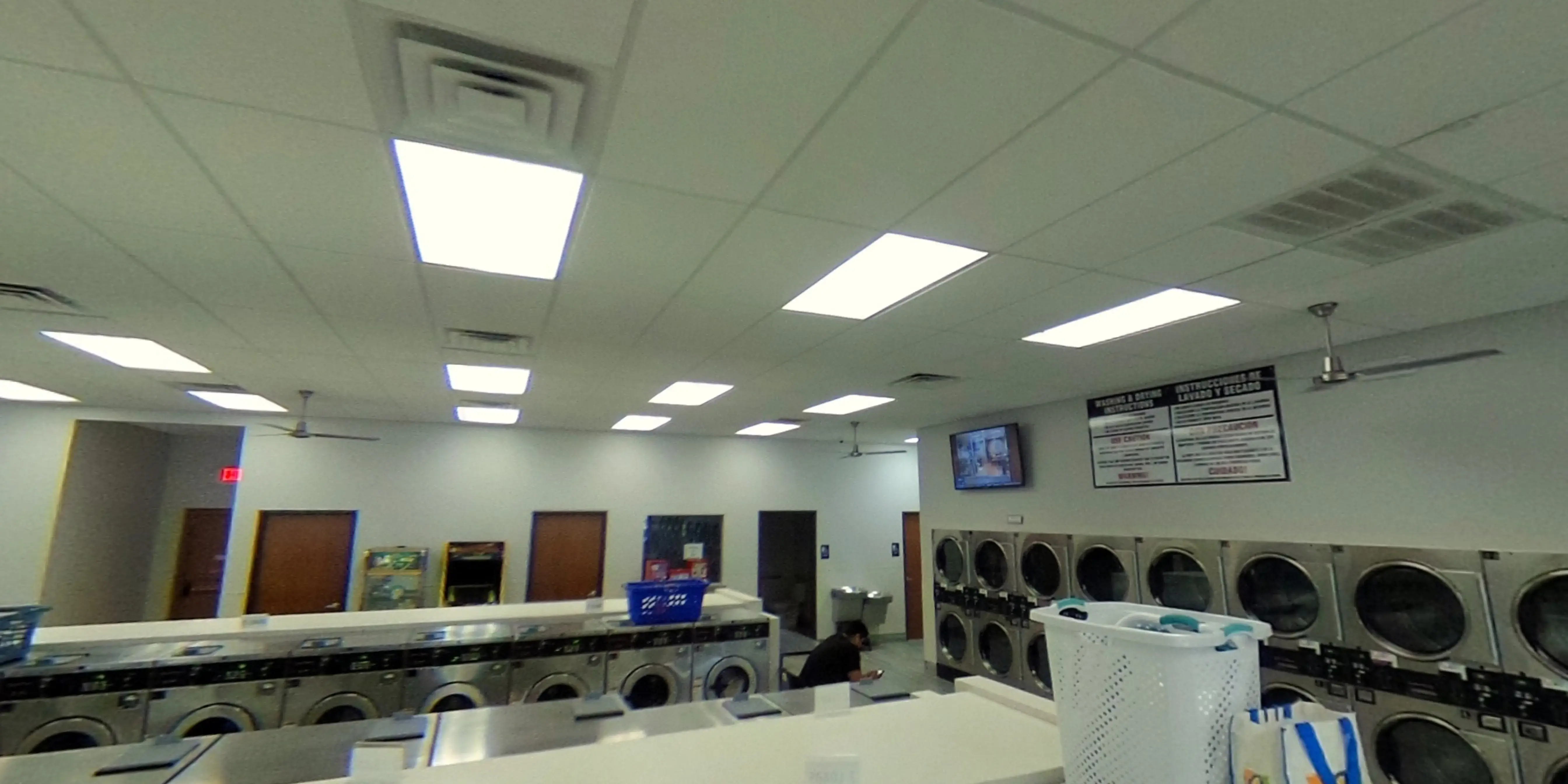 Laundry World thumbnail 3