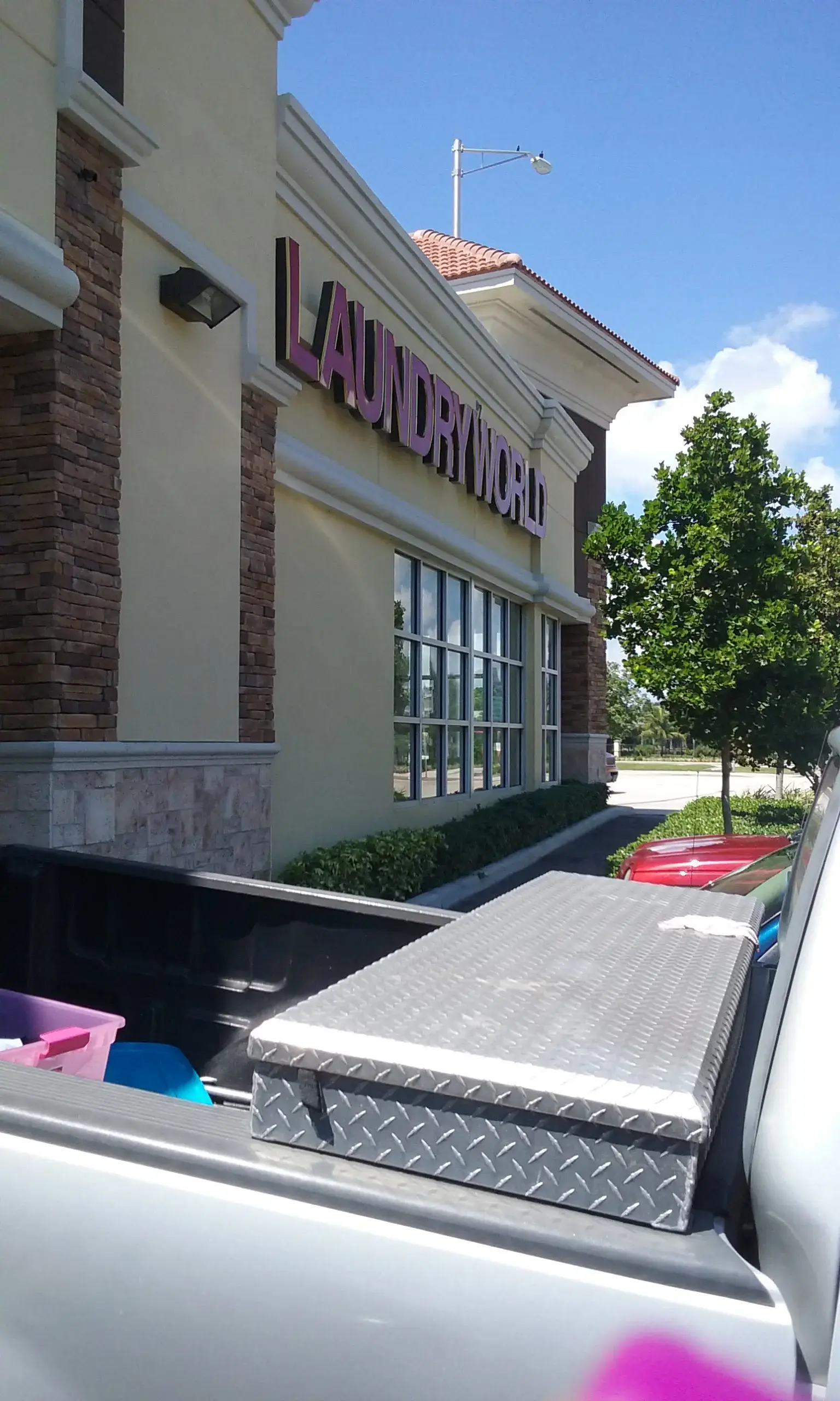 Laundry World thumbnail 12