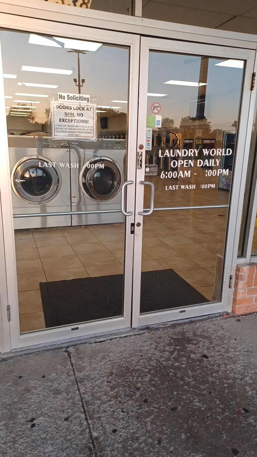 Laundry World - Image 8