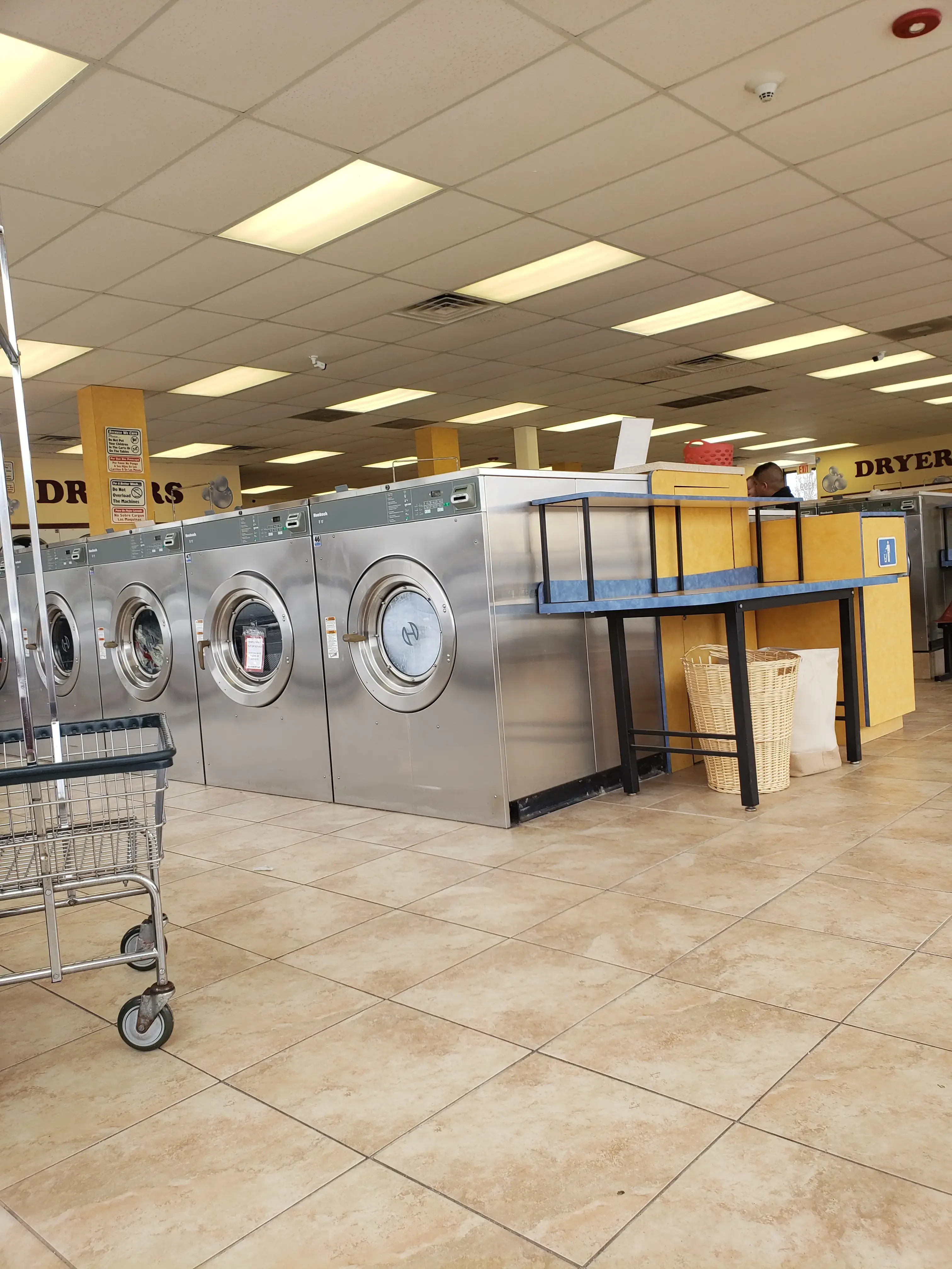 Laundry World - Image 15