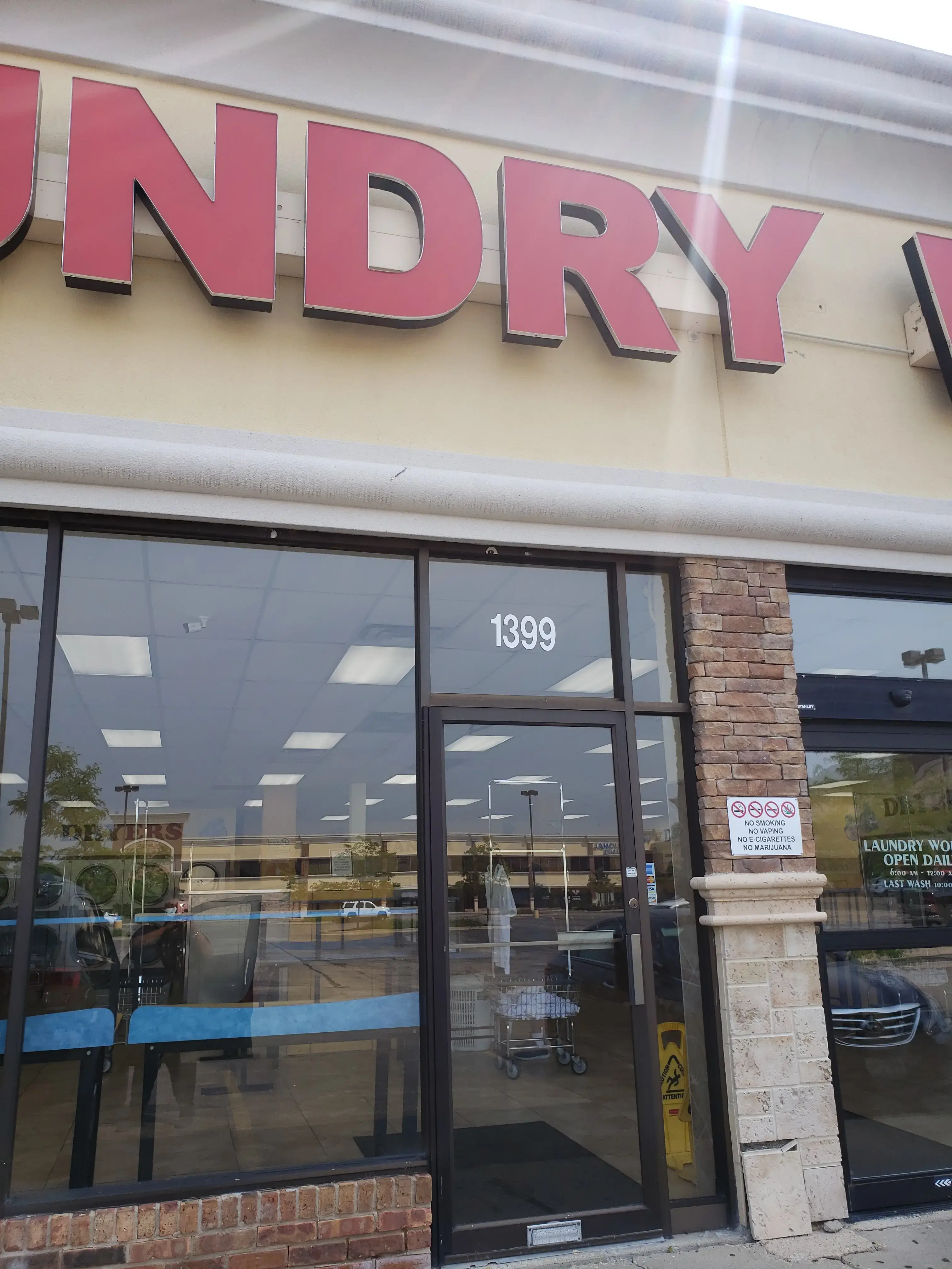 Laundry World thumbnail 9