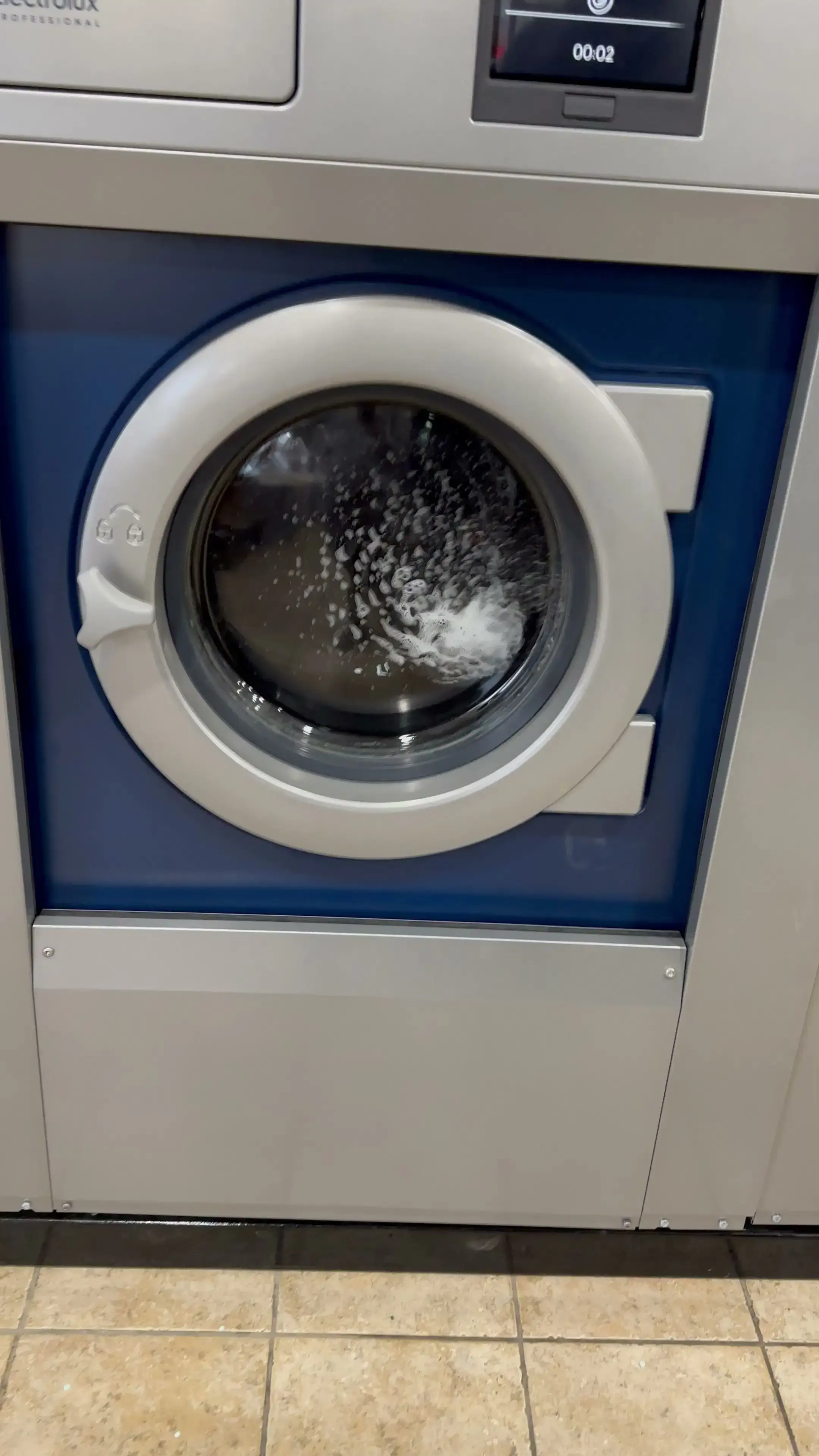 Laundry Xpress - Lake Avenue, Fort Wayne thumbnail 9