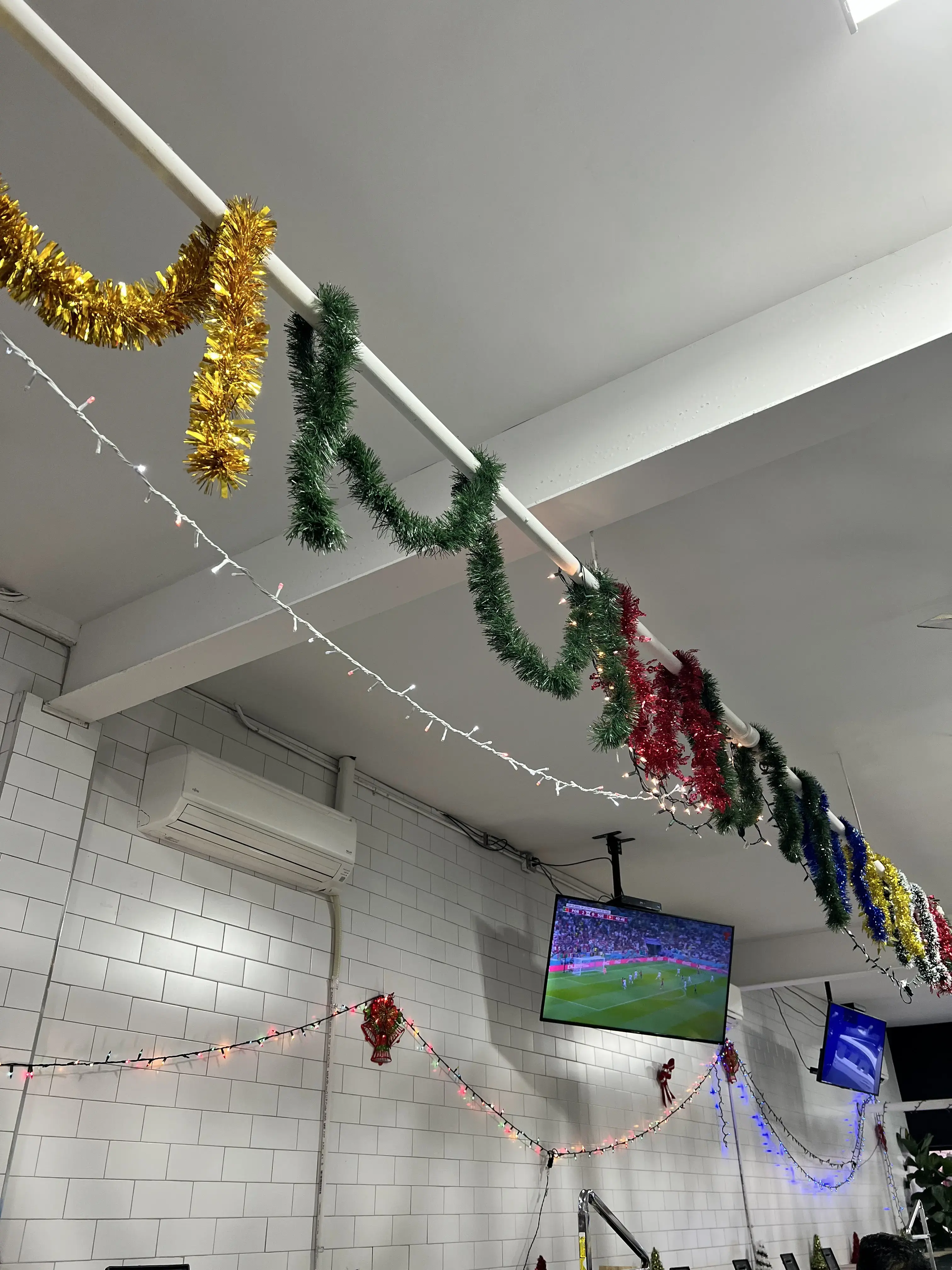 LaundryBee - Forest Hills - Image 8