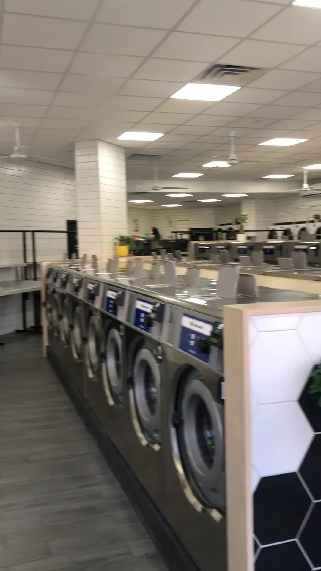 LaundryBee - Forest Hills - Image 2