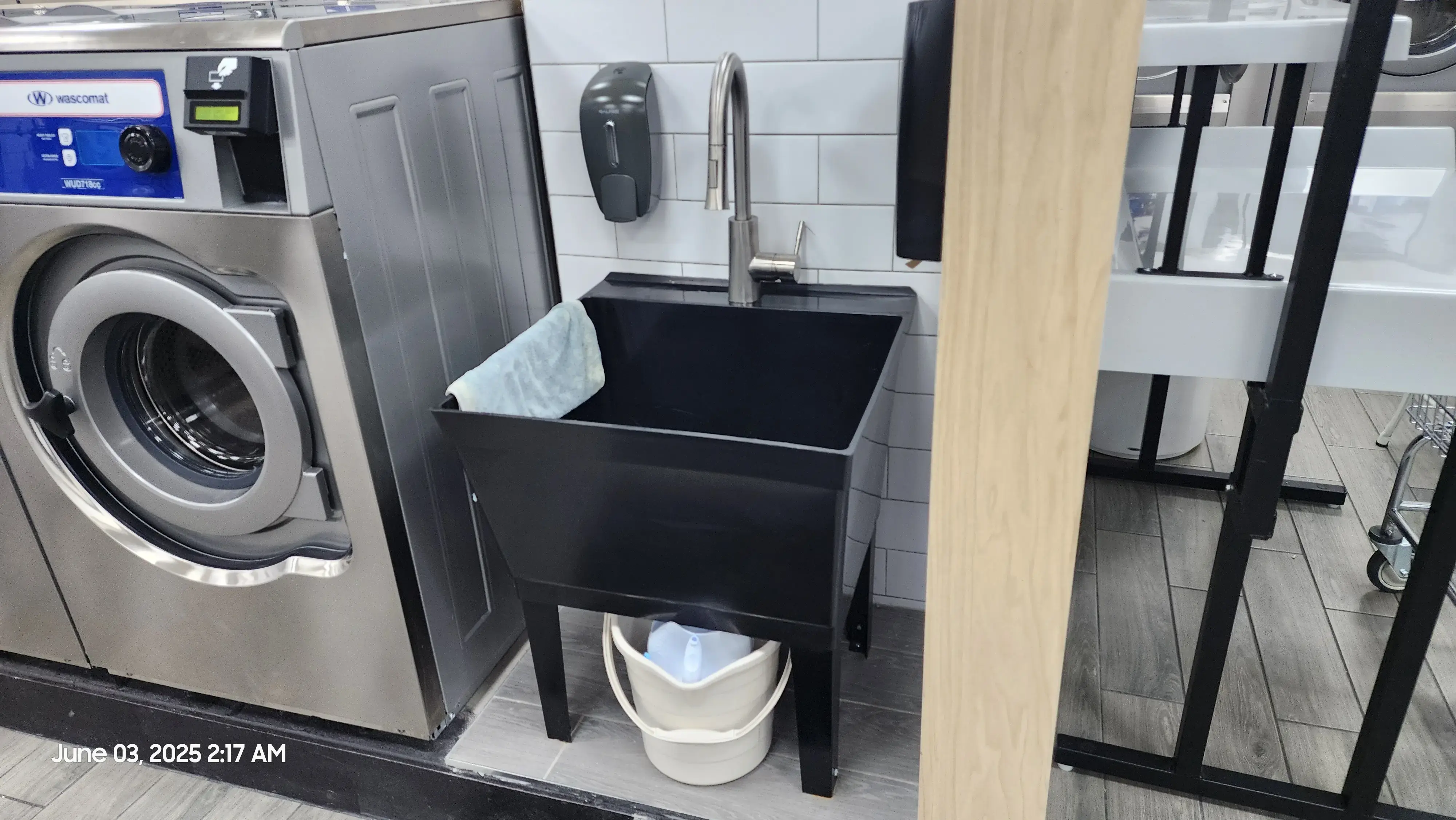 Laundrybee - Greenpoint - Image 5