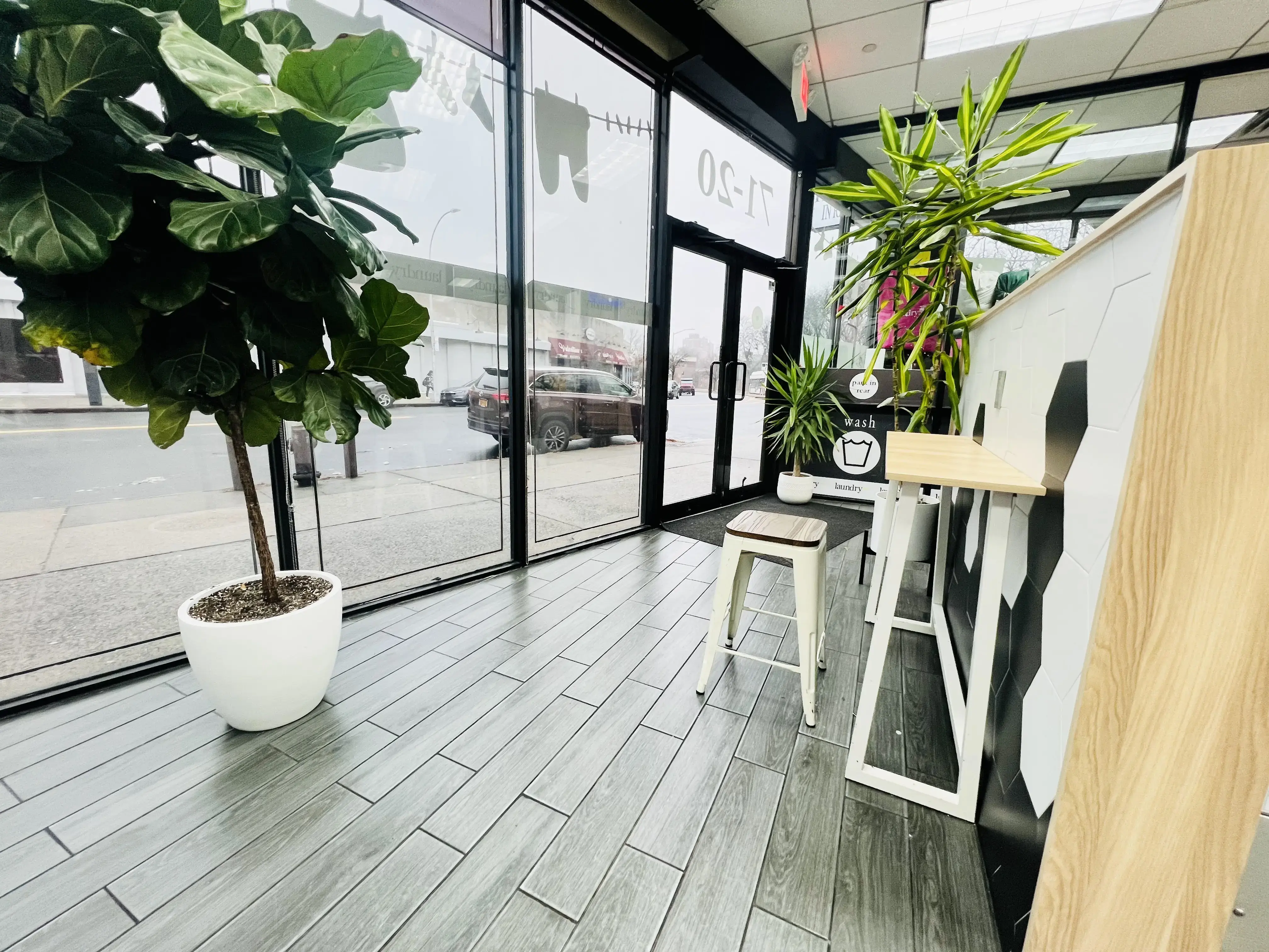 Laundrybee - Kew Gardens Hills thumbnail 14