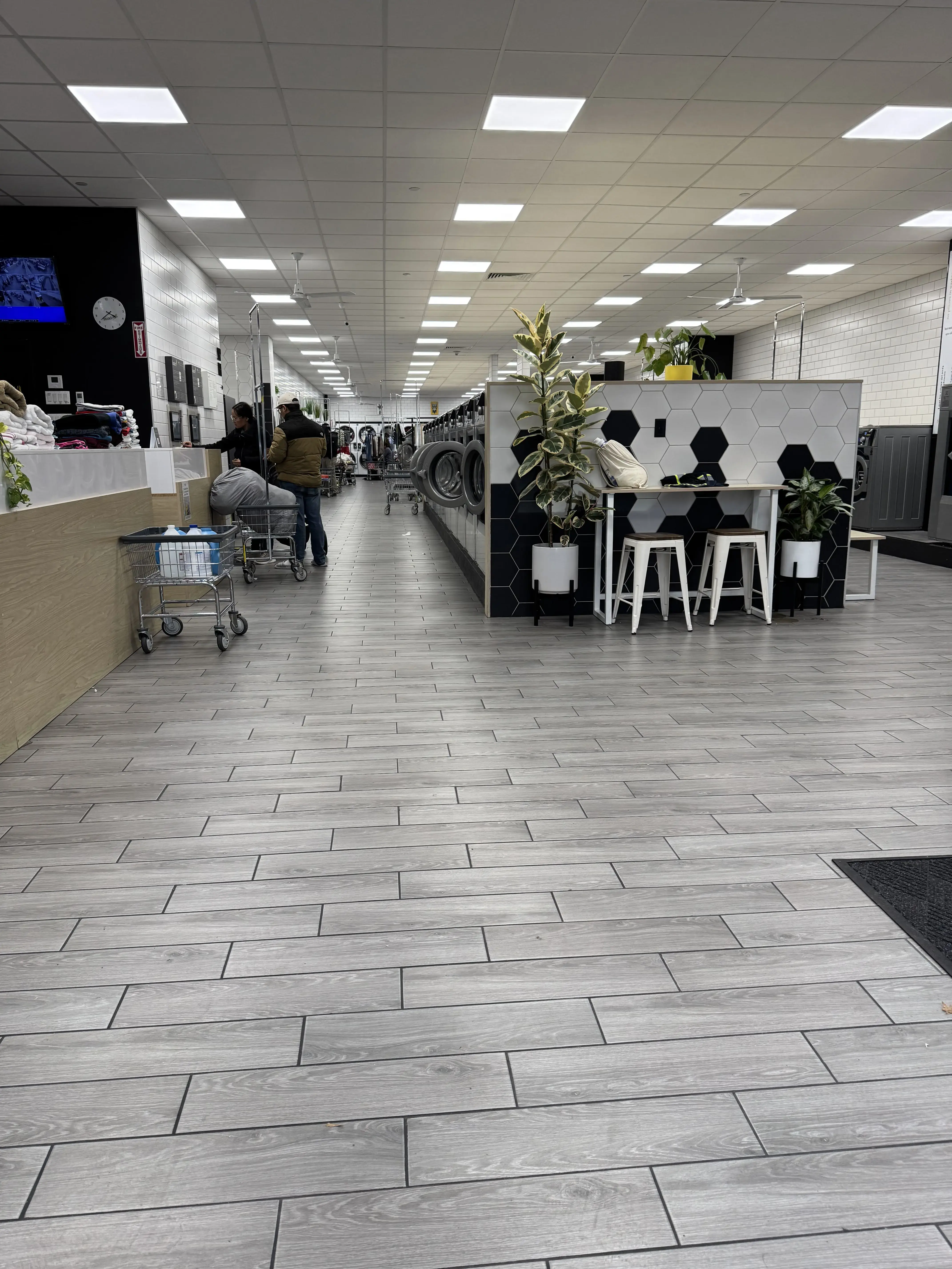 Laundrybee - Maspeth - Image 13