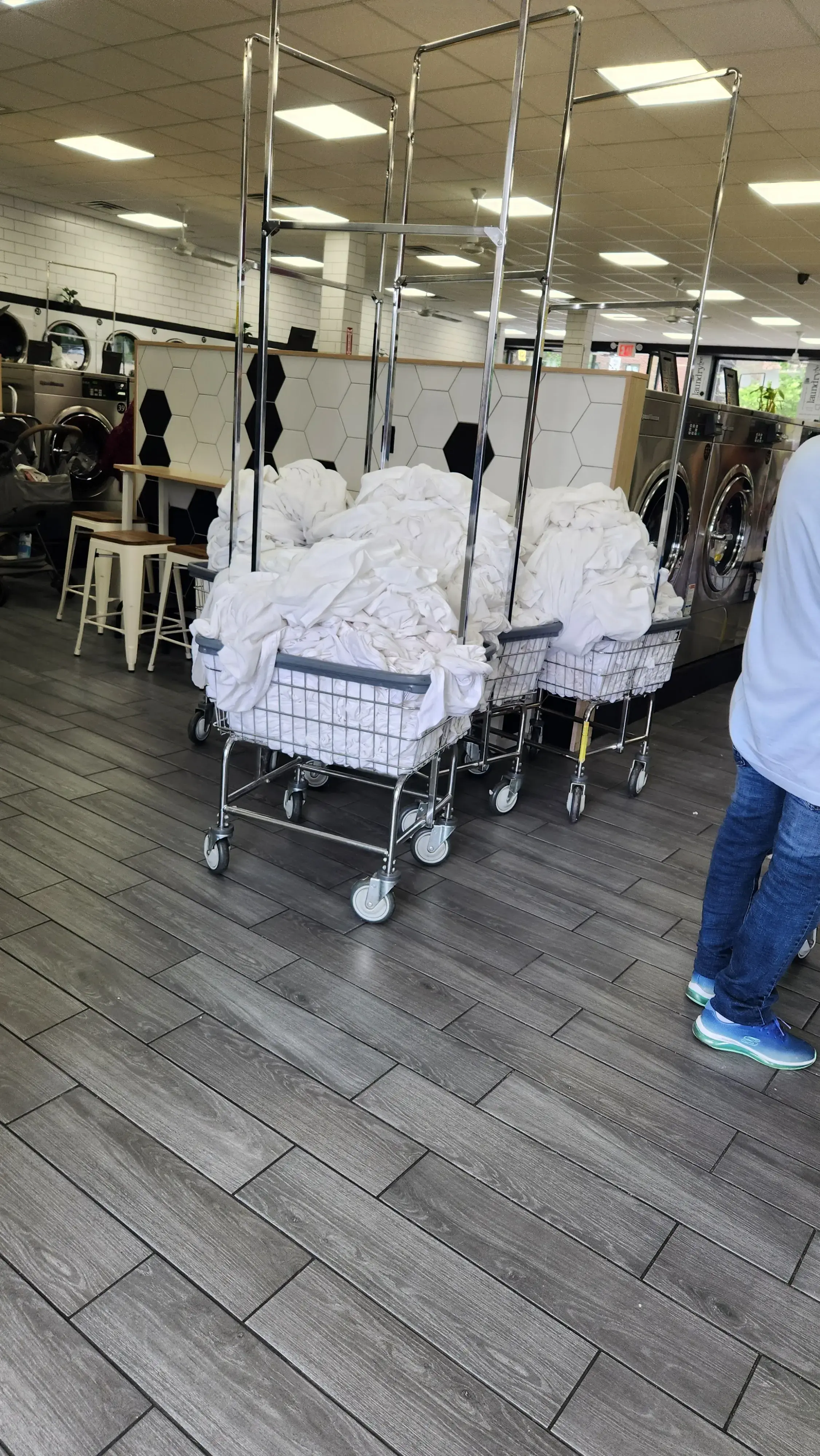 Laundrybee - Oakland Gardens thumbnail 6