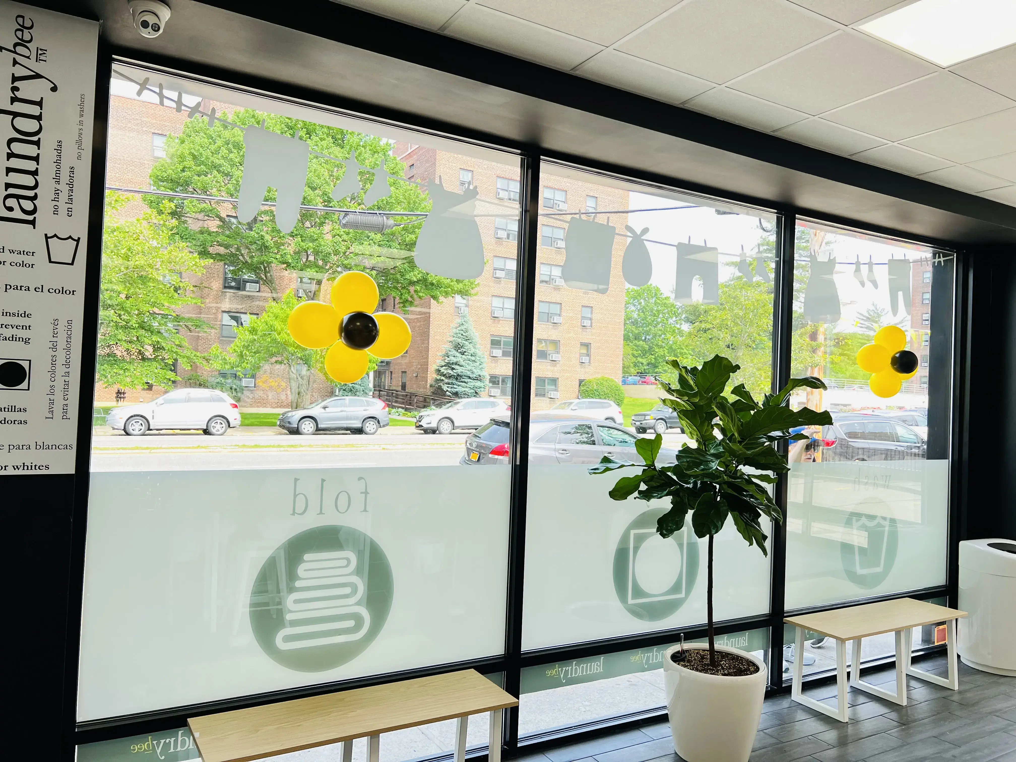 Laundrybee - Oakland Gardens - Image 19