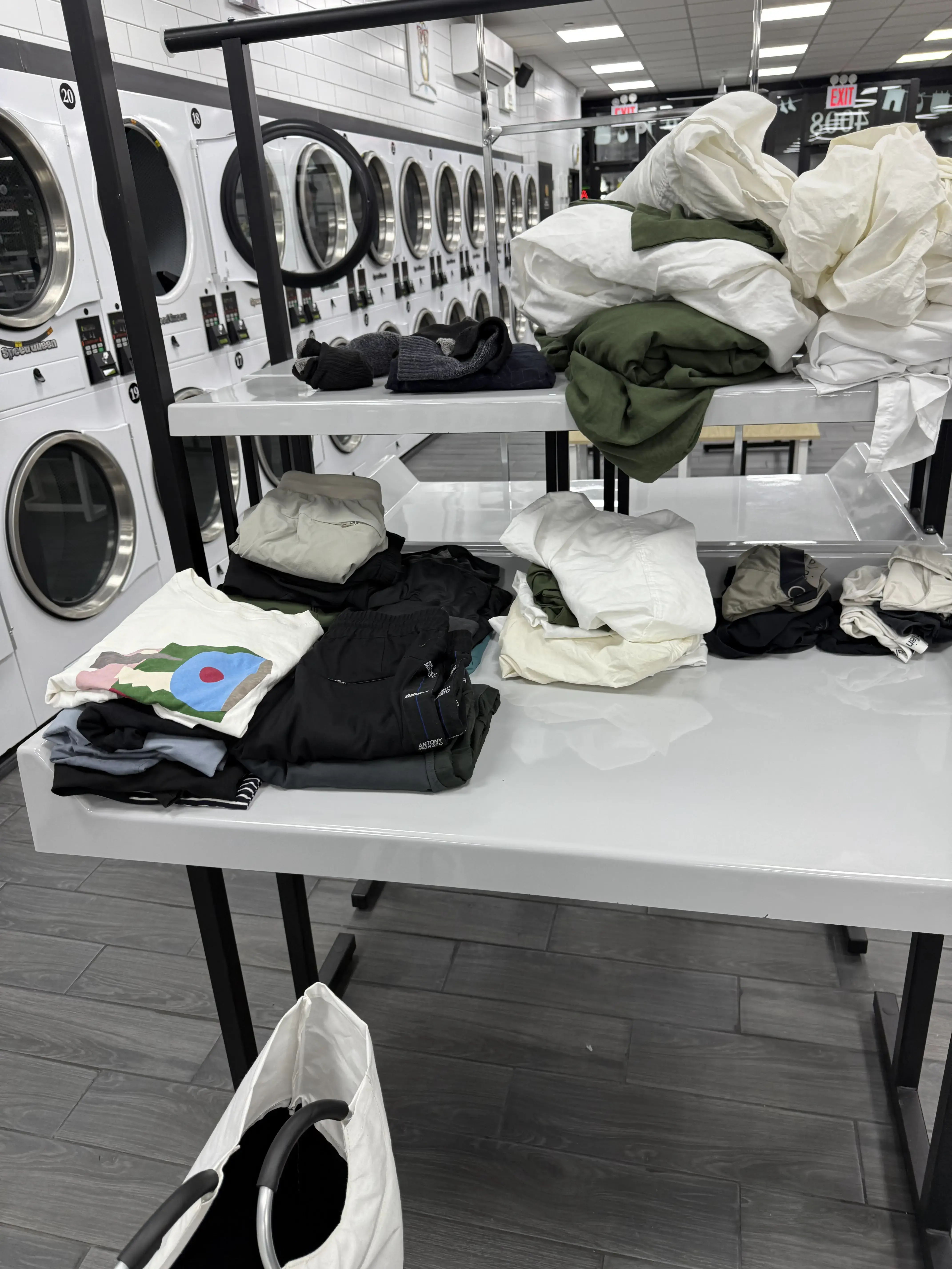 Laundrybee - Sunnyside thumbnail 19