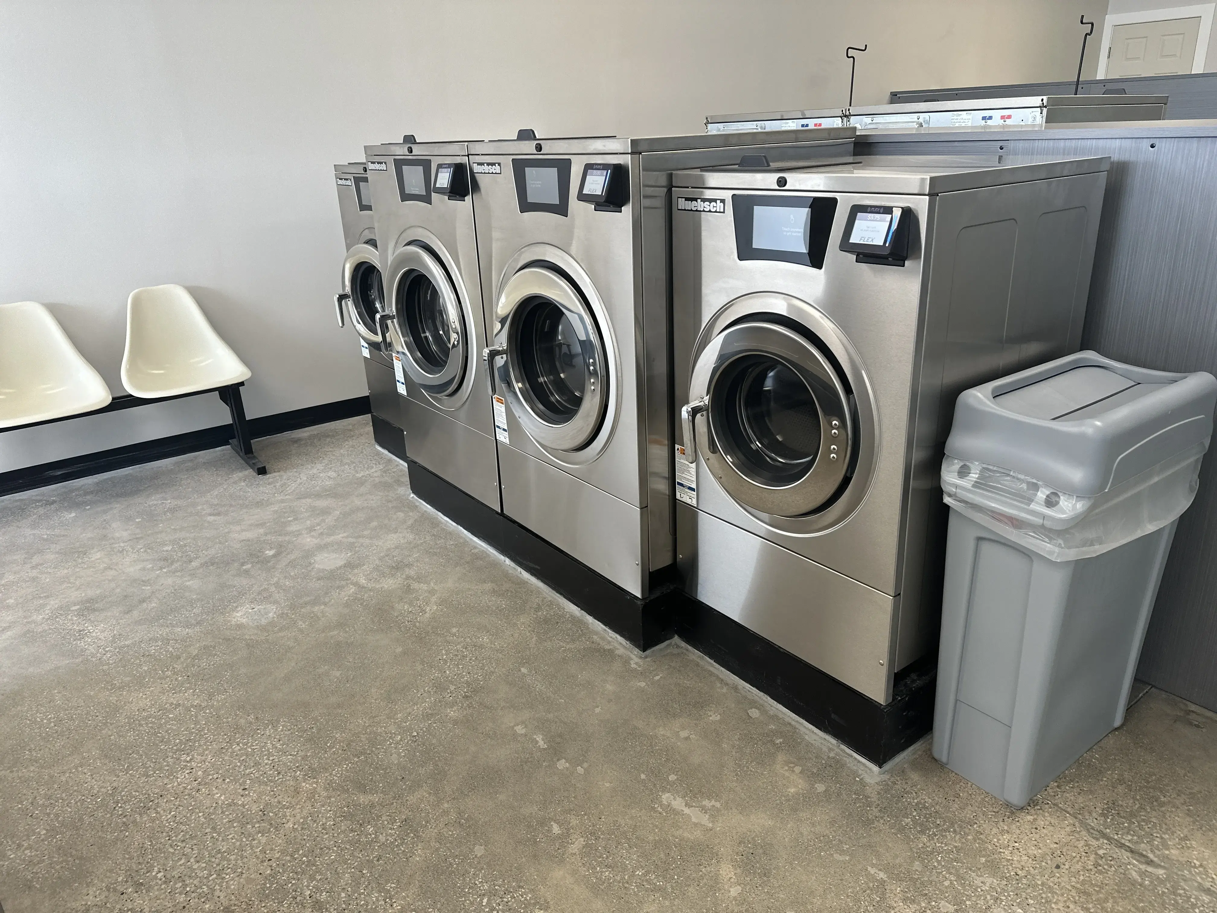 Laundrybird Laundromat - Image 14