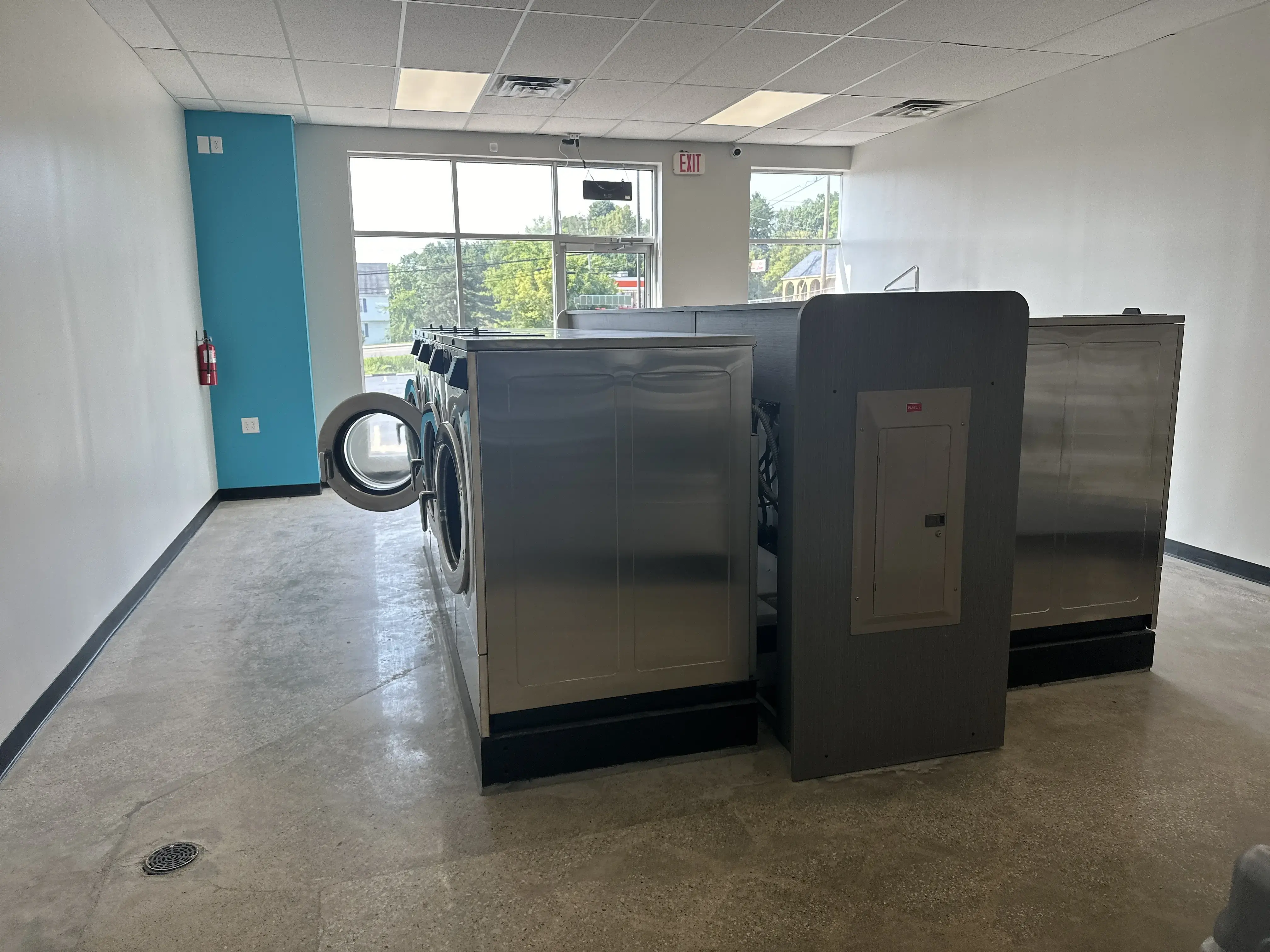 Laundrybird Laundromat - Image 5