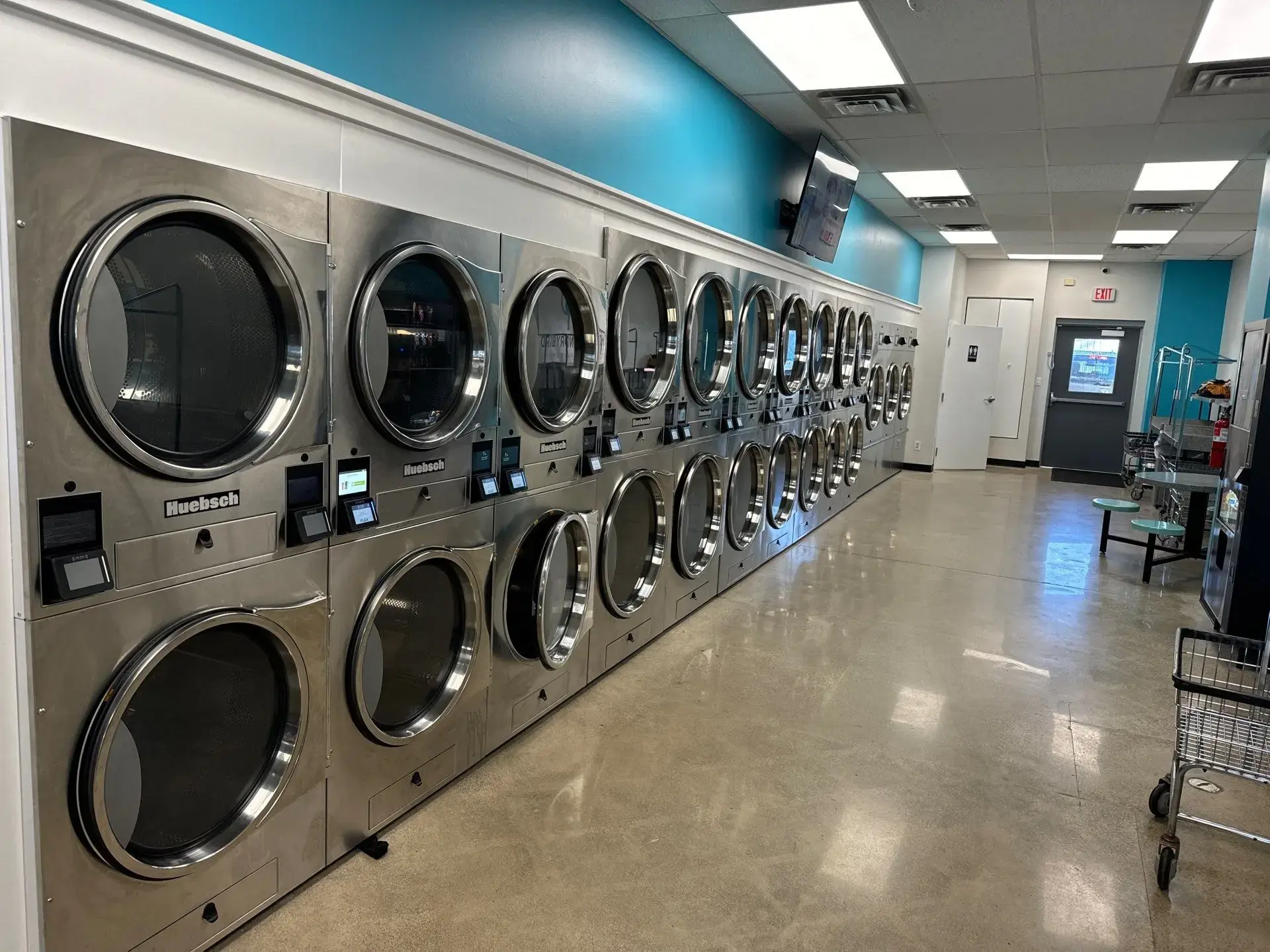 Laundrybird Laundromat - Image 1